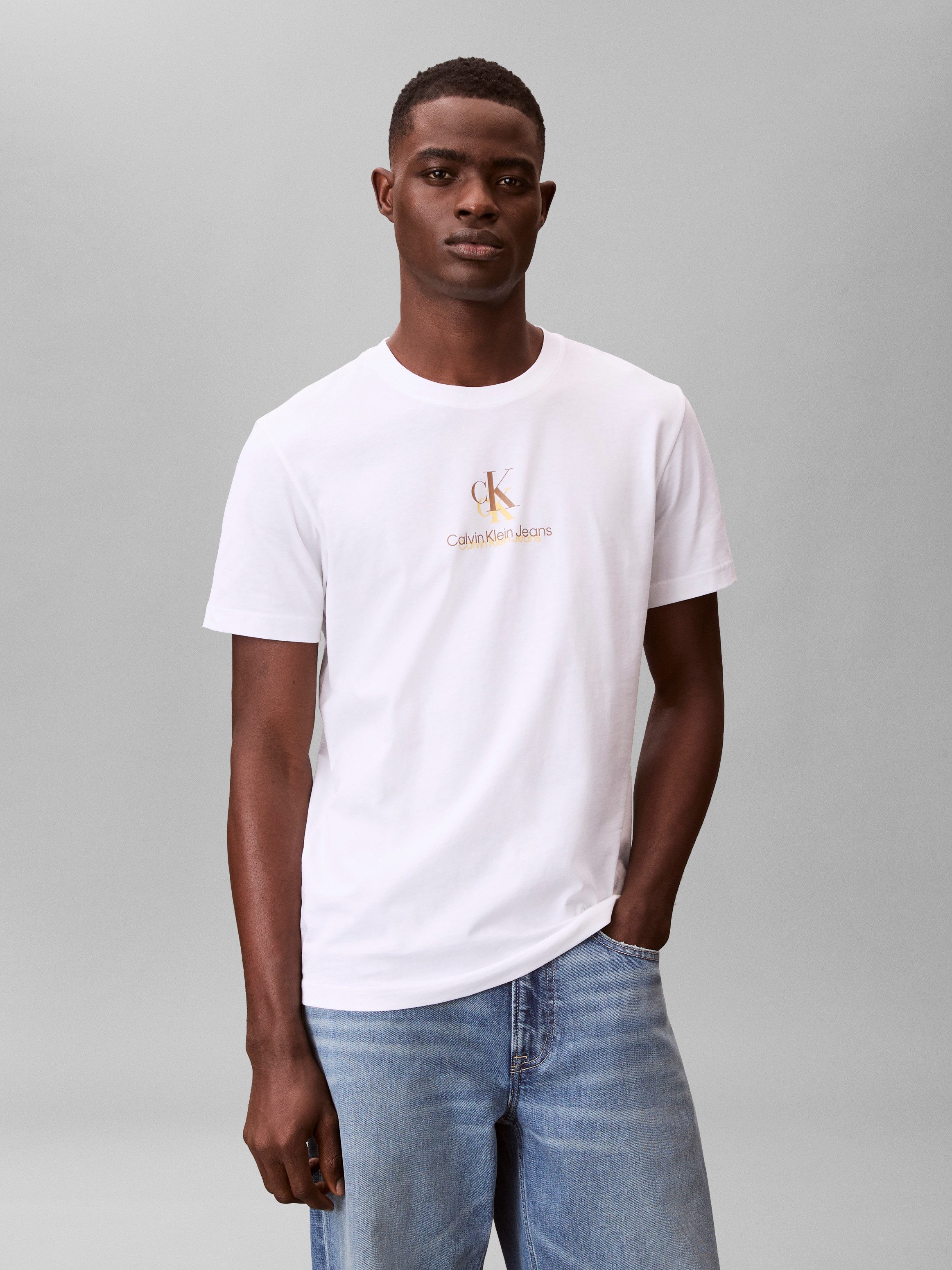 Calvin Klein Jeans T-Shirt Rundhalsausschnitt, Regular Fit, 2-farbiger Logoschriftzug