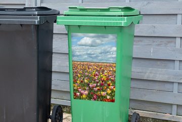 MuchoWow Wandsticker Tulpen - Farben - Wolken (1 St), Mülleimer-aufkleber, Mülltonne, Sticker, Container, Abfalbehälter