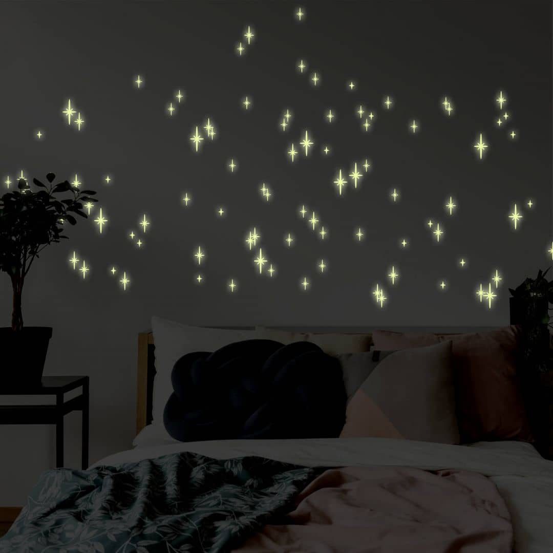 K&L Wall Art Wandtattoo Leuchtsterne Sternenhimmel Gelb 40x30cm  selbstklebend, Kinderzimmer Leuchtbild