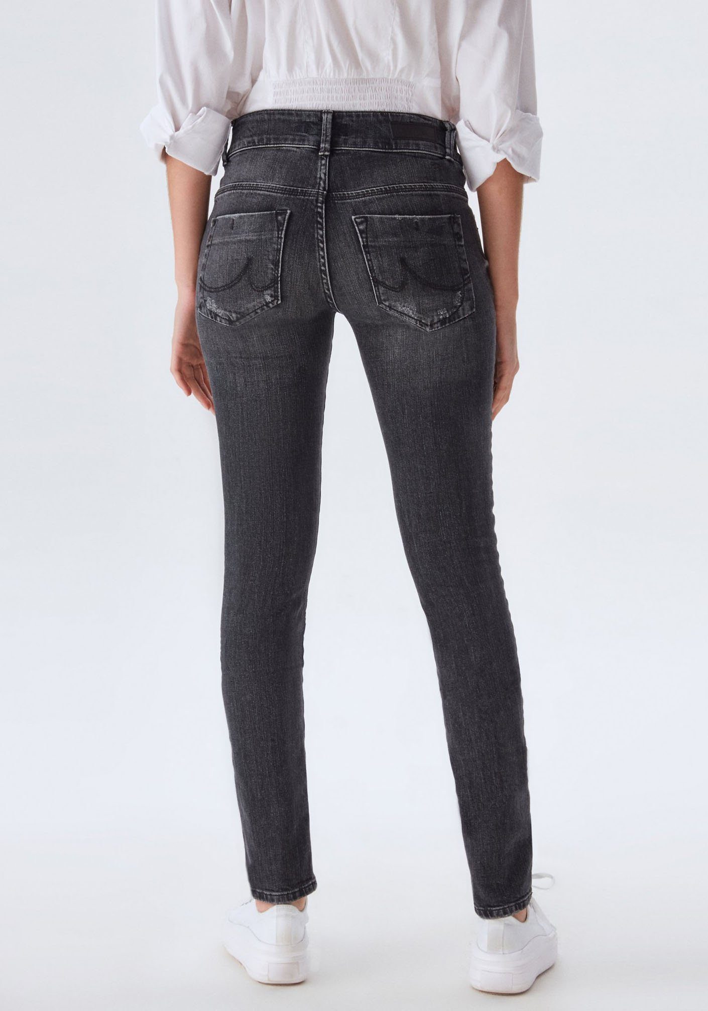 LTB Slim-fit-Jeans »MOLLY M« (1-tlg) mit langem, schmalem Beinverlauf,  normal hoher Leibhöhe und mit Stretch-Anteil im 5-Pocket Stil online kaufen  | OTTO