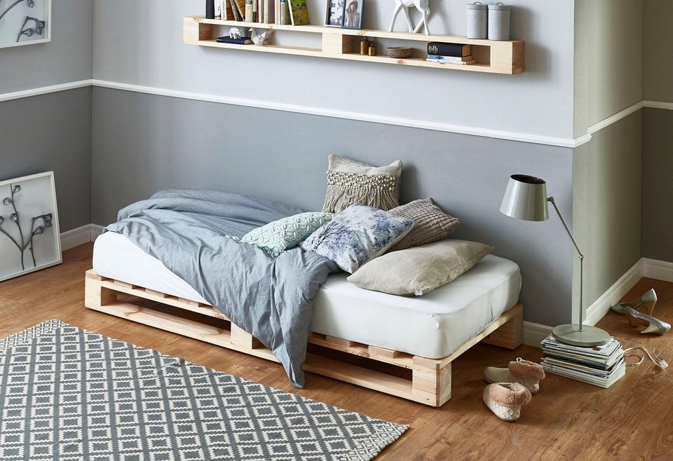 Atlantic Home Collection Palettenbett aus massiver Fichte, wahlweise