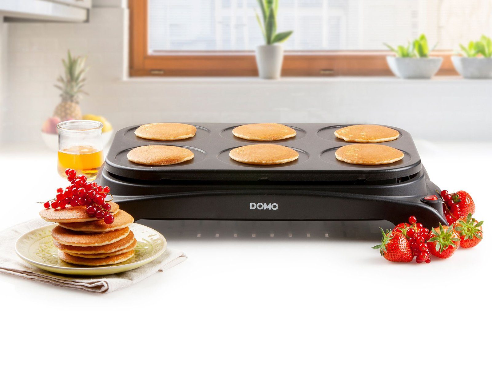 Domo Crêpesmaker, 1000 W, Ø 11.5 cm, 6 süße salzige Pancake Pfannkuchen selber machen Crepes-Eisen Creperie