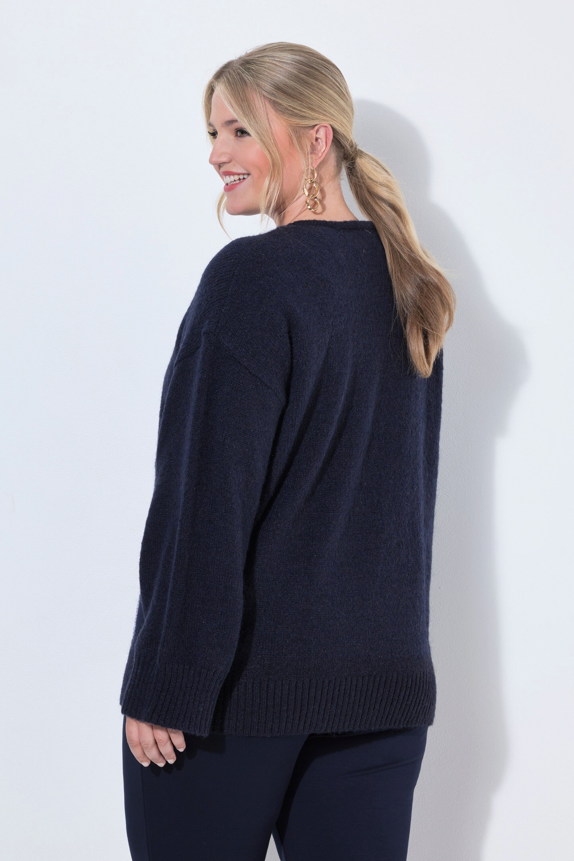 MIAMODA Strickjacke Strickjacke Loose Fit offene Form Herz-Patch – Bild 3 von 3