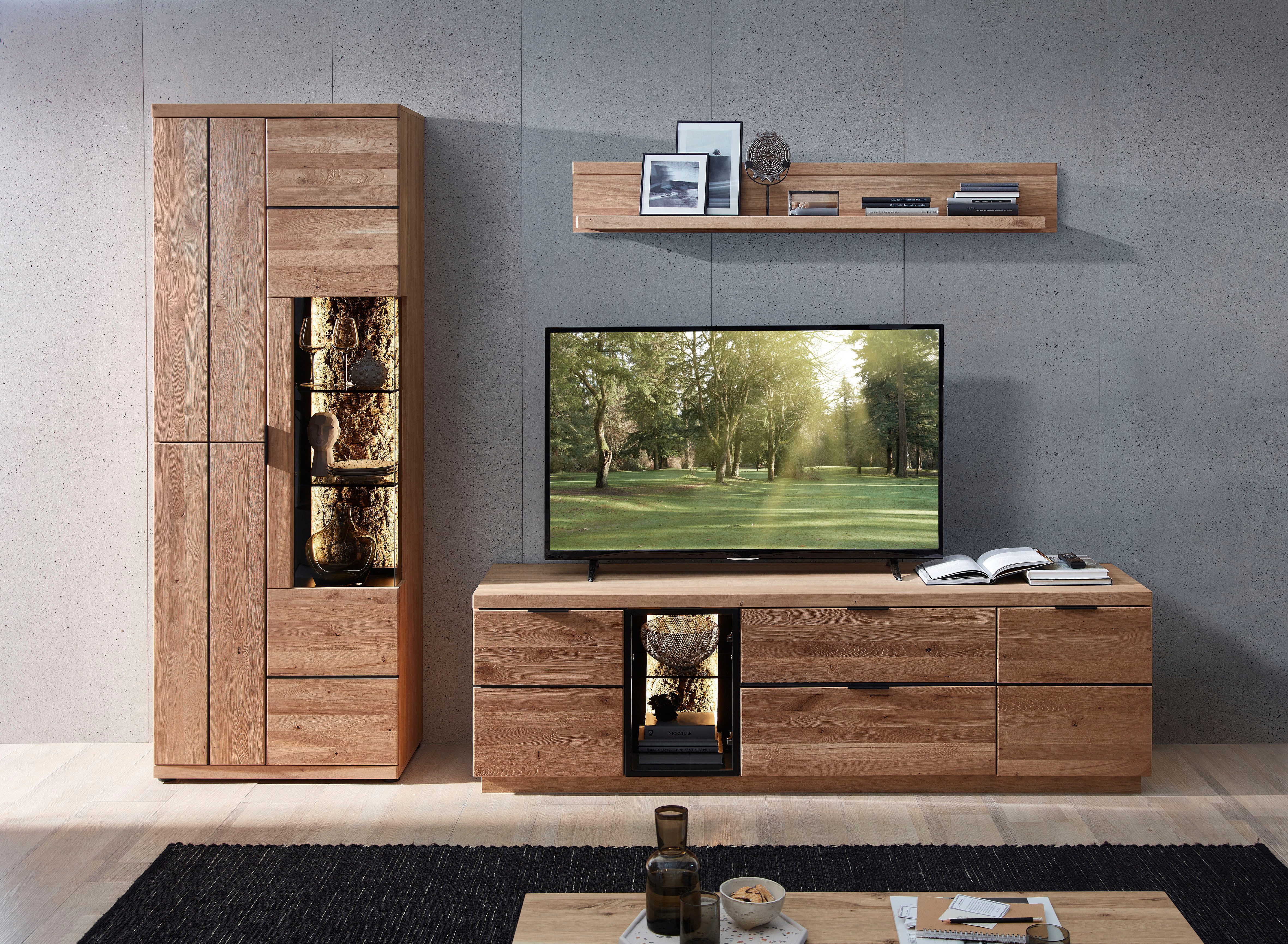 Innostyle Wohnwand Donna Wohnwand, 290x207x50 (BxHxT) Echtkork Absetzung, (3-St), Beleuchtung optional, Softclose, Absetzung, Vitrine L/R verwendbar. Reduzierter Preis € 1.758,00. Unverbindliche Preisempfehlung € 2.270,99