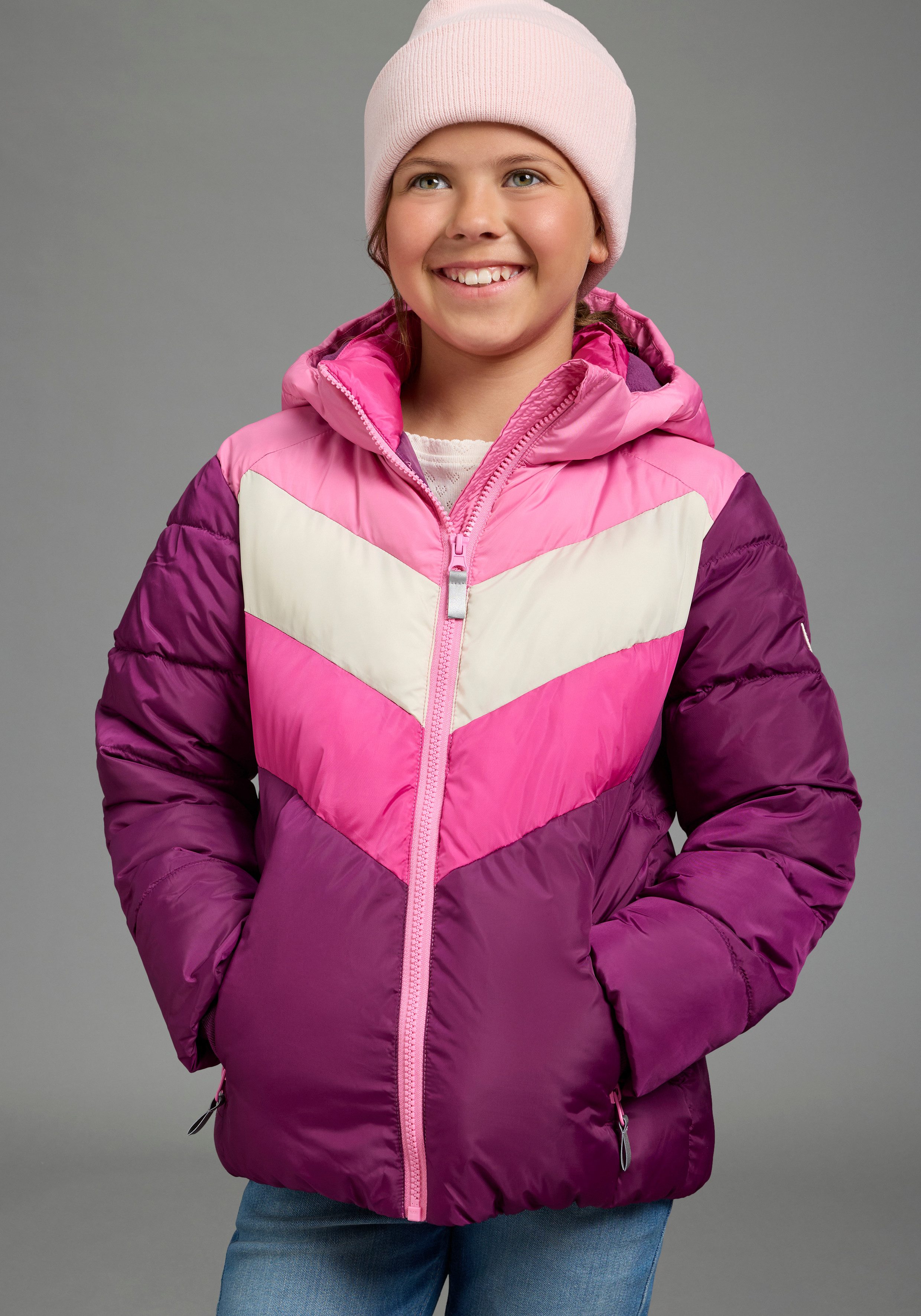 Scout Winterjacke Gesteppte Jacke, Colorblocking - NEU von SCOUT mit abnehmbarer Kapuze, mit Fleecefutter, wasser- und windabweisend