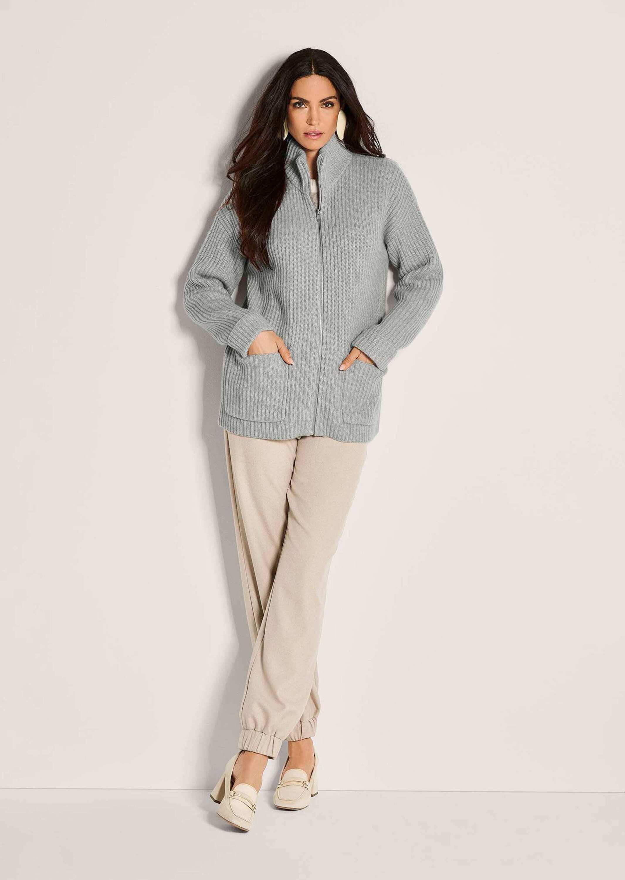 MADELEINE Strickjacke Weiche Wolljacke mit Reißverschluss Patentstrickjacke günstig online kaufen