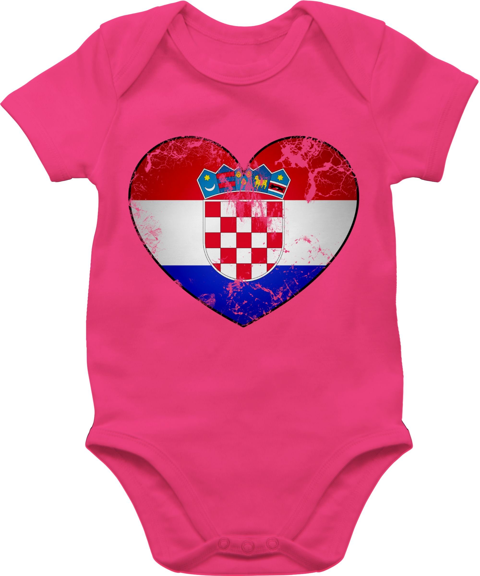 Shirtracer Shirtbody Kroatien Vintage Herz Fussball EM 2024 Baby 2 Fuchsia