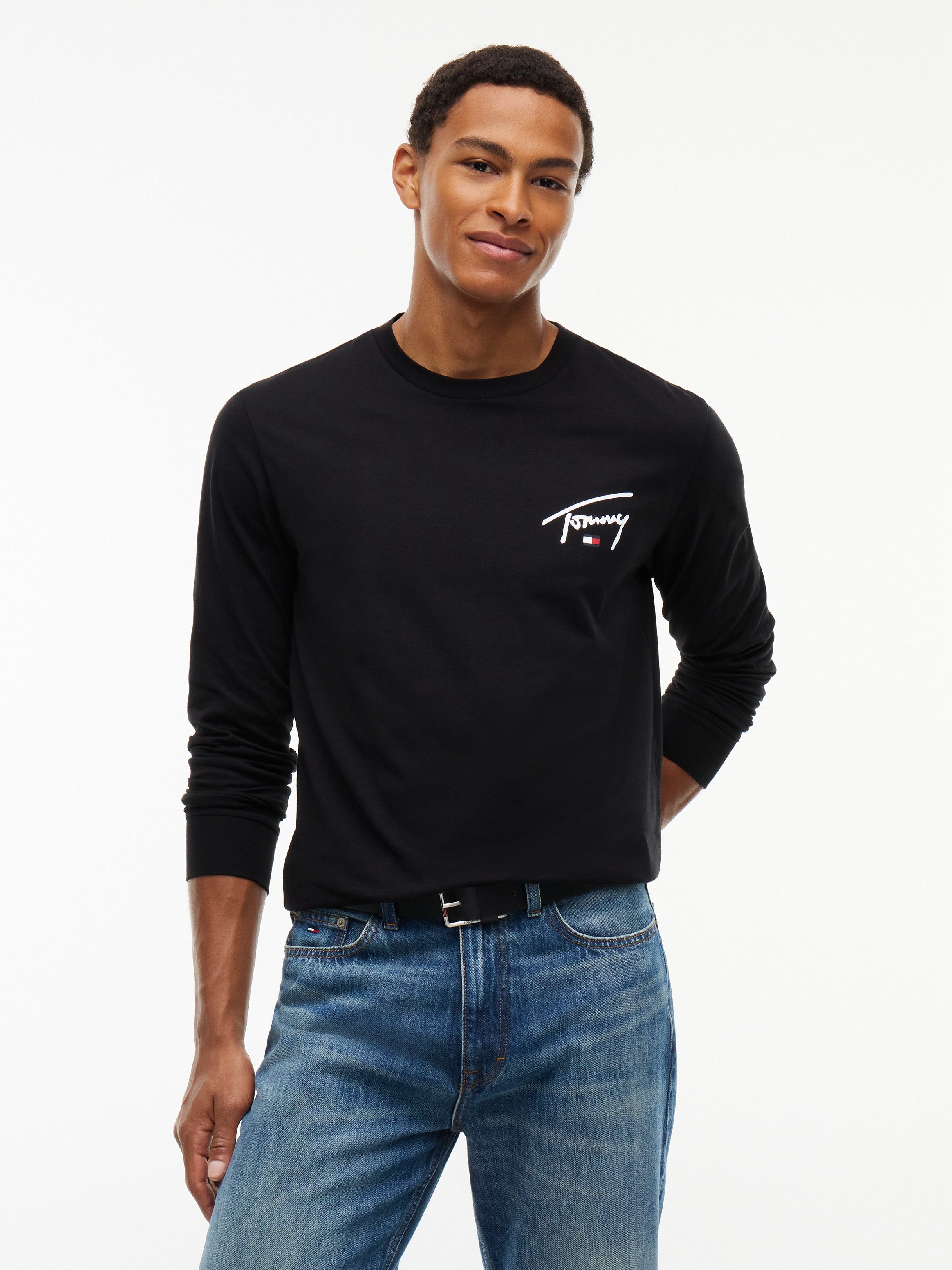 Tommy Jeans Langarmshirt SLIM SIGNATURE CHEST TEE Slim fit mit Rundhalsausschnitt