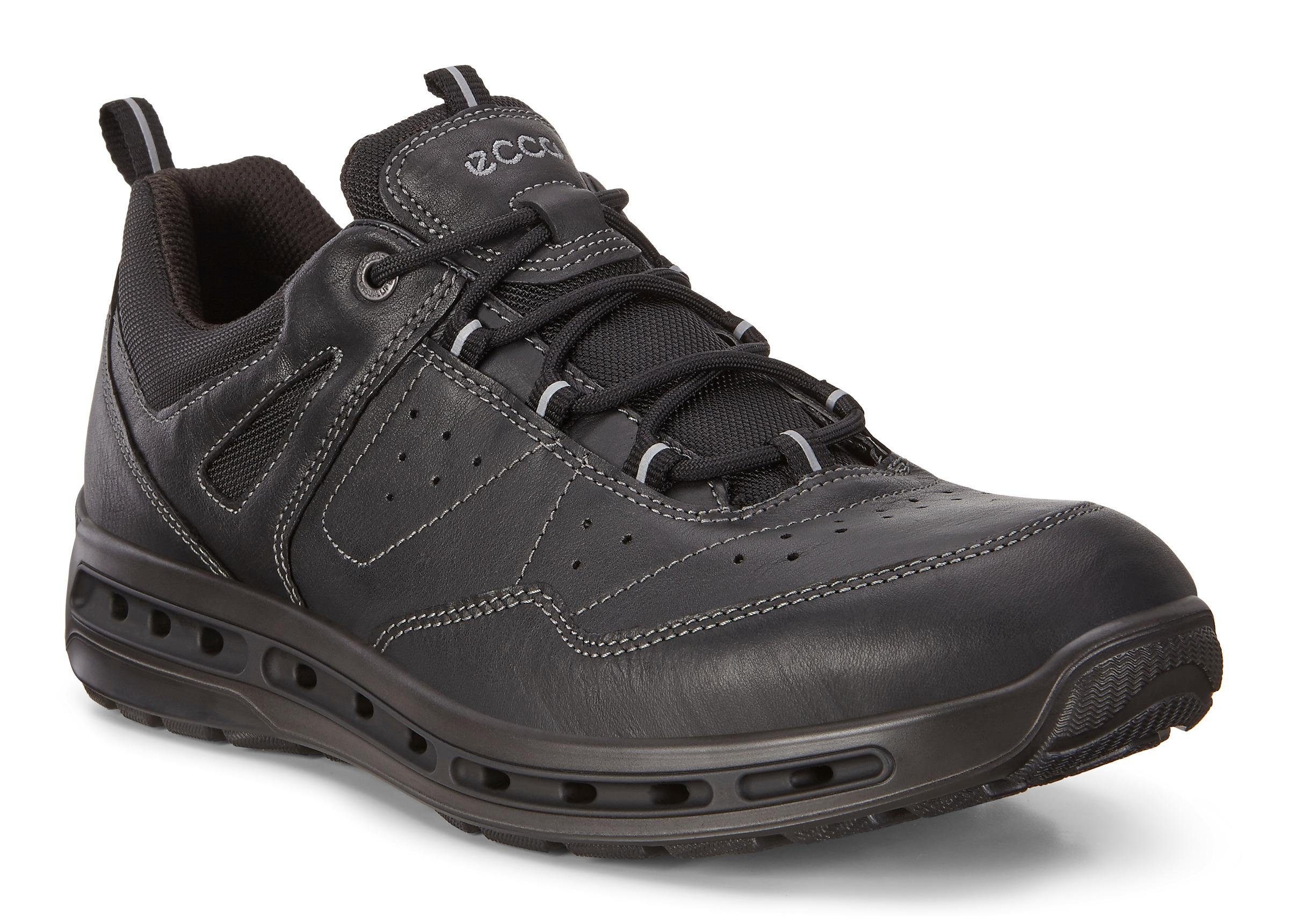 ecco goretex sneakers