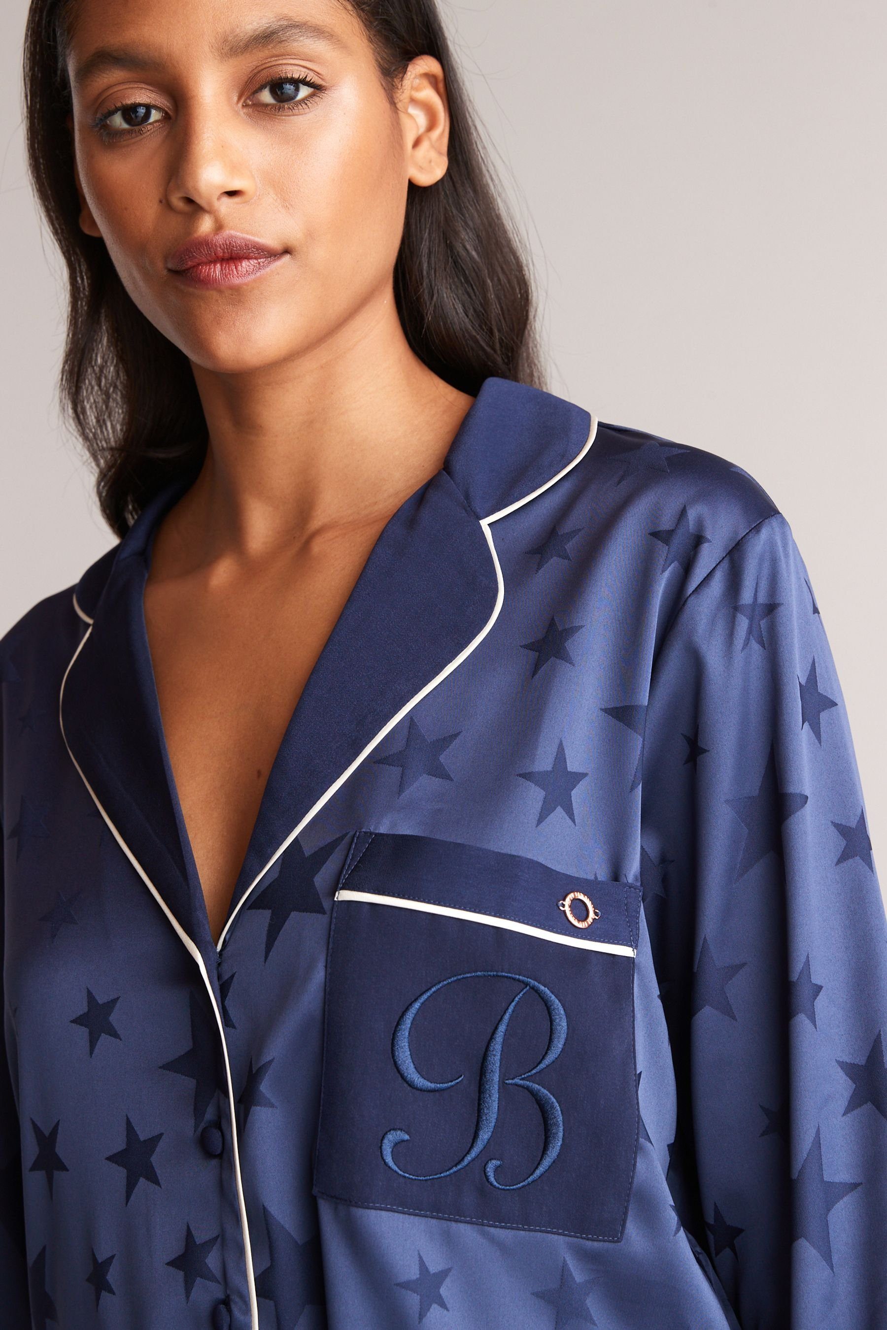 B by Blue tlg) (2 Satin-Schlafanzug Pyjama Ted Navy B Ted Baker durchgeknöpfter Baker by