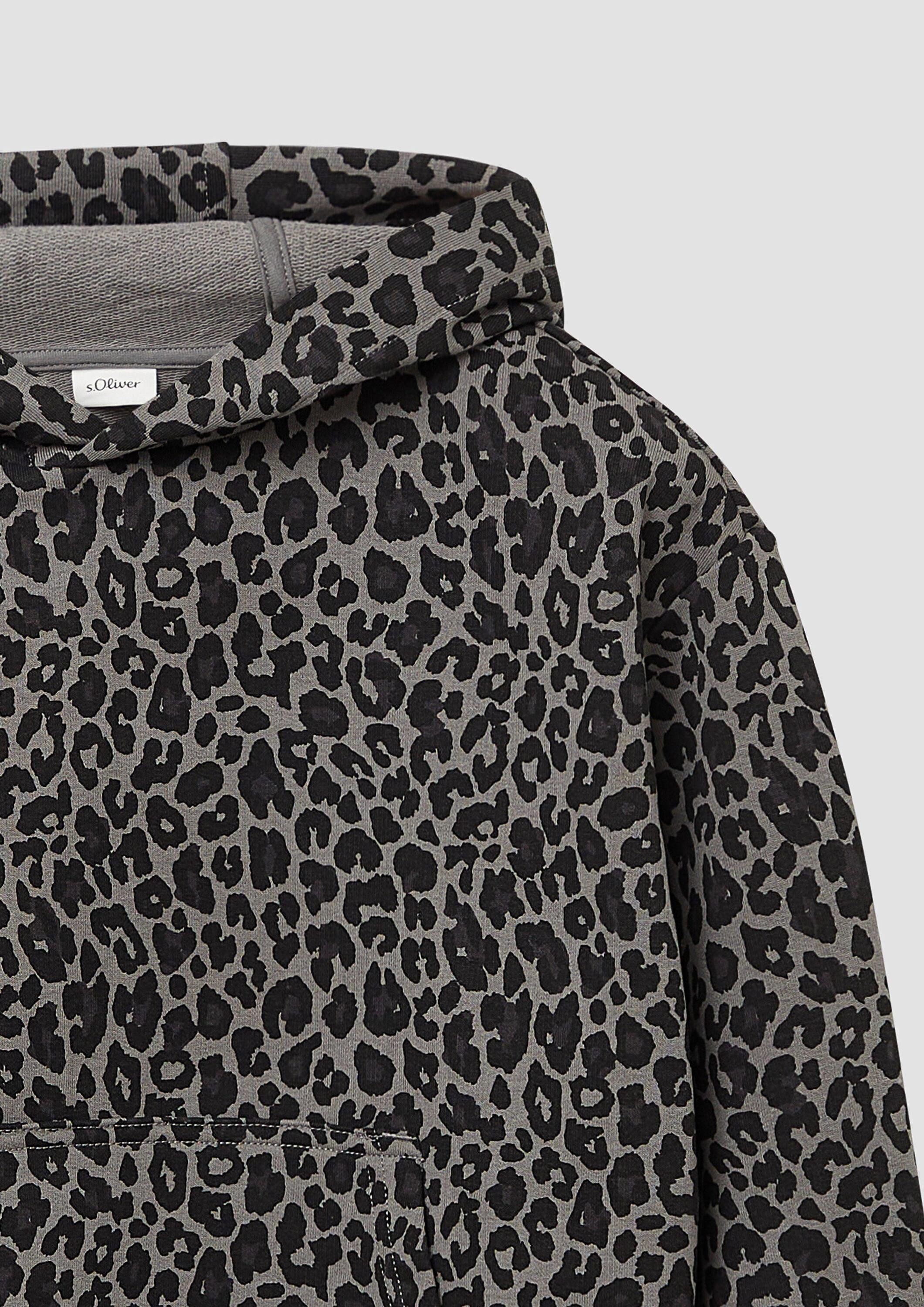 s.Oliver Sweatshirt Sweatshirt Kapuzensweatshirt mit Leo-Print – Bild 4 von 4