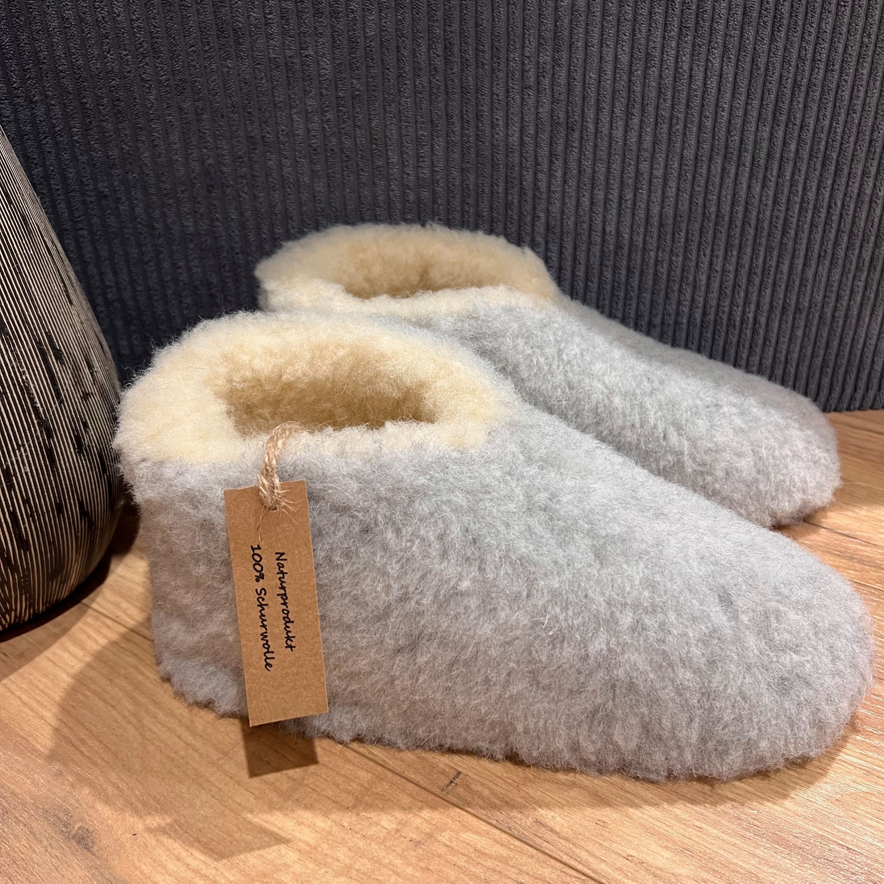 em-ka Hüttenschuhe Schurwolle Lammwolle Winter Warme Wollsocke Hausschuhe Hausschuh Füßwarmer für Damen und Herren Naturprodukt aus Schafwolle