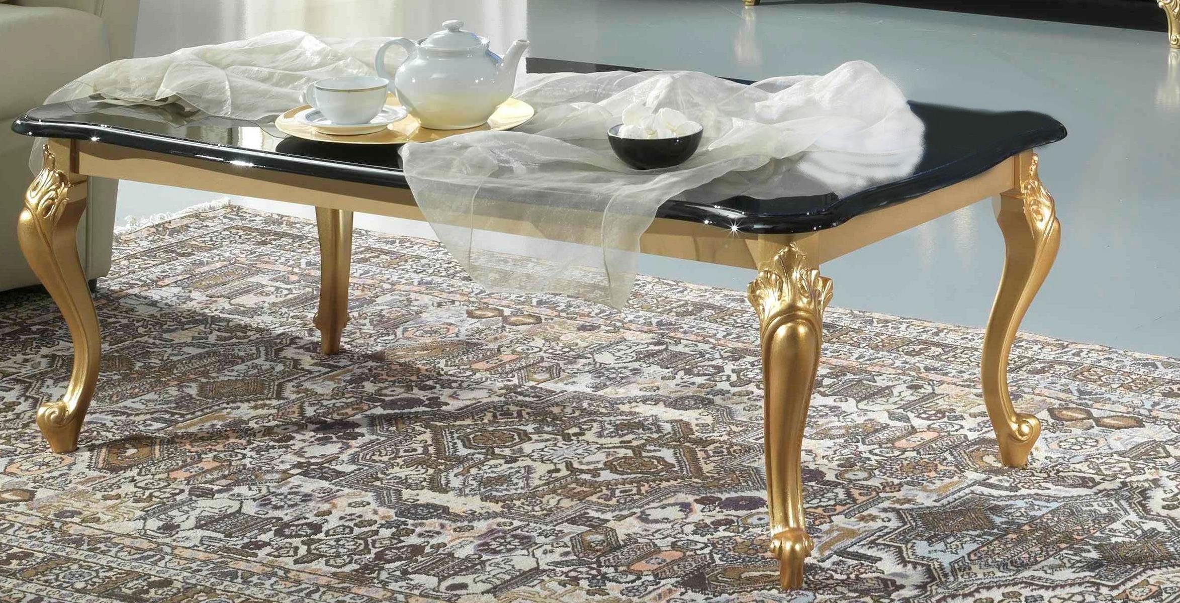Couchtisch Eleganter Tisch aus Holz in Schwarz mit klassischem Design