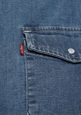 Levi's® Plus Jeansbluse ESSENTIAL WESTERN mit zwei Brusttaschen und Druckknöpfen