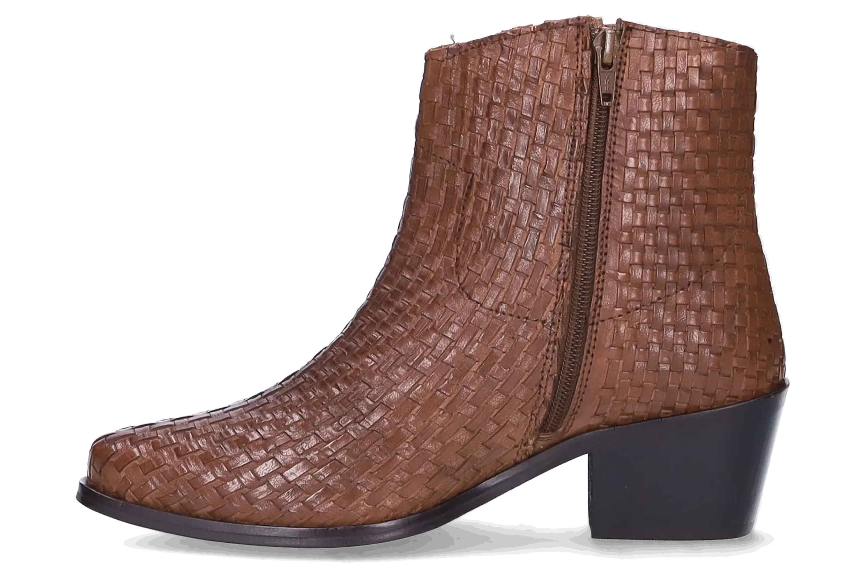 1164001-330Cognac Stiefelette
