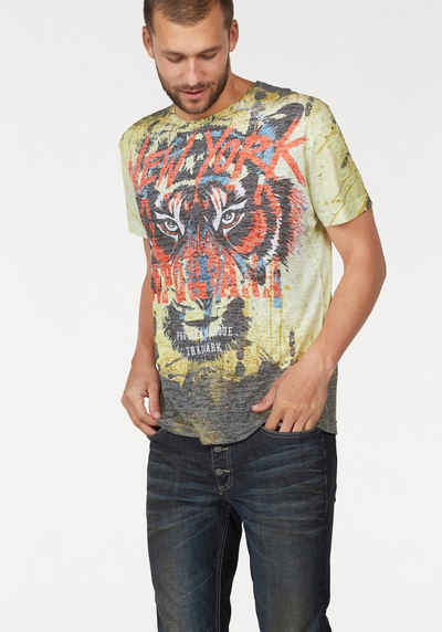 John Devin T Shirt mit Biker Print | Lässige herrenmode John Devin T Shirt mit Biker Print | Lässige herrenmode