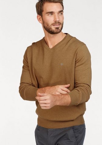 Пуловер с V-образным вырезом