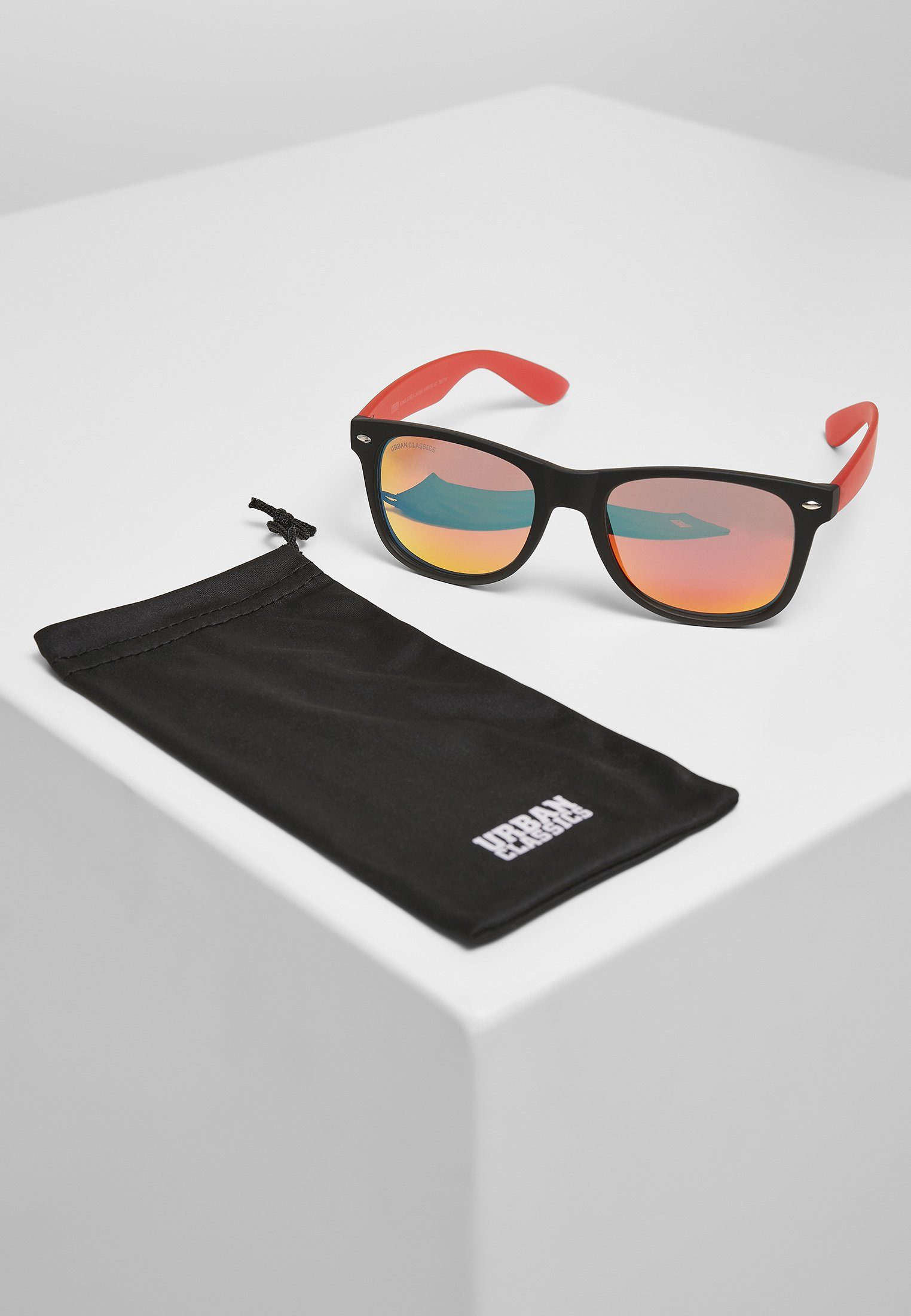 CLASSICS black/red Sunglasses Mirror UC Likoma Accessoires Sonnenbrille URBAN