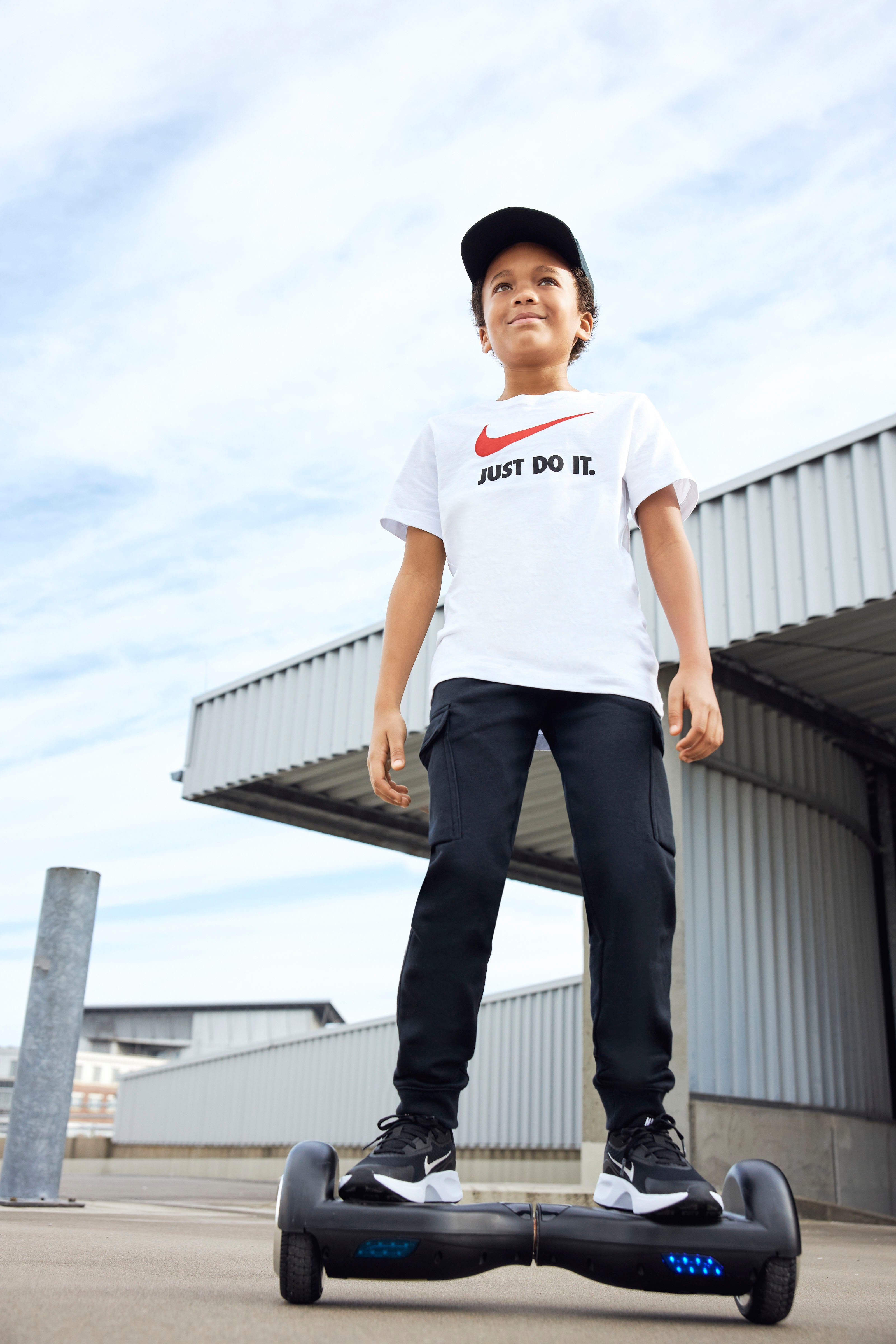 Big schwarz Kids' Jogginghose Nike (Boys) Club Pants Sportswear Cargo