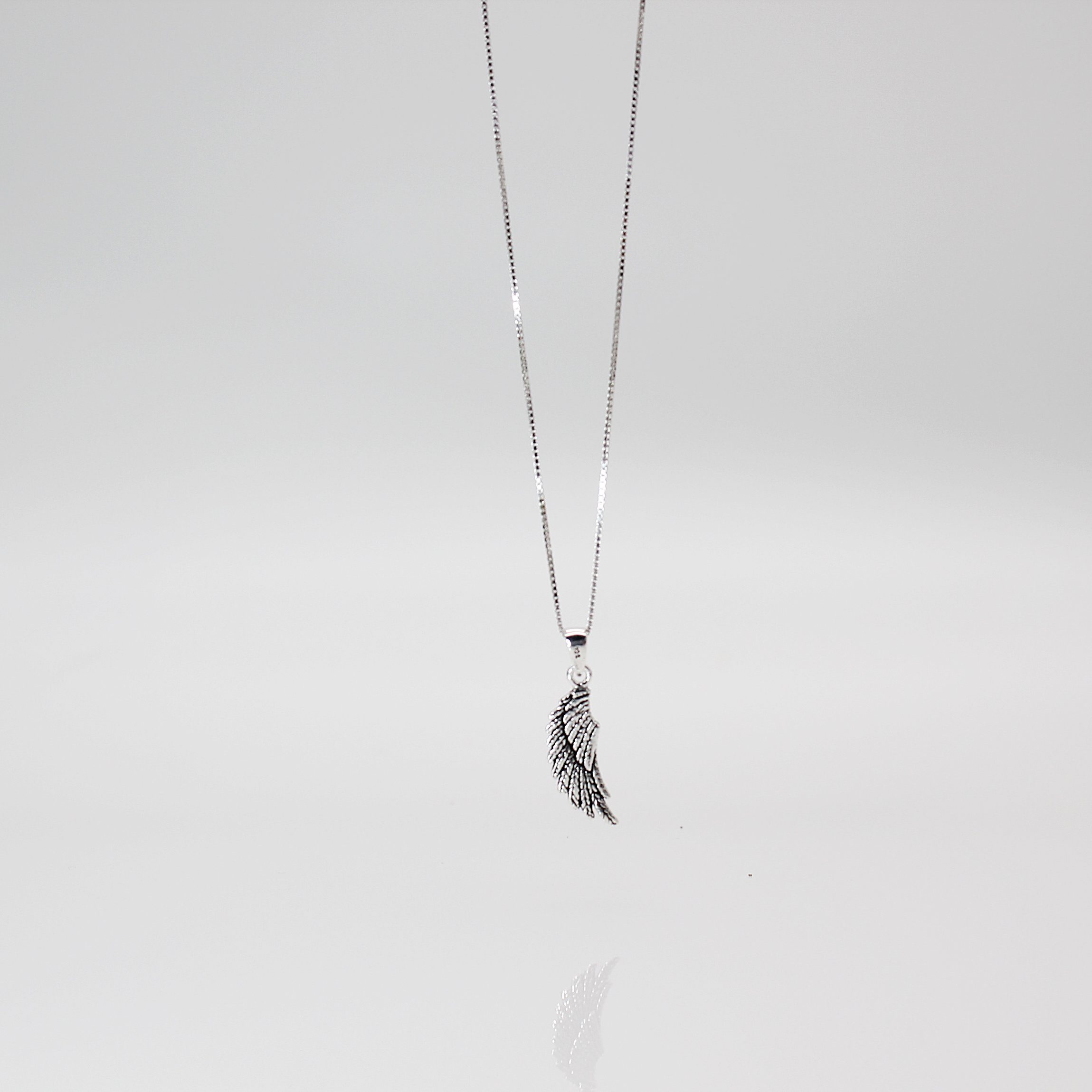 ELLAWIL Silberkette Kette mit Engelsflügel Anhänger Anhänger Engel Flügel Silberkette (Kettenlänge 45 cm, Sterling Silber 925), inklusive Geschenkschachtel | Silberketten