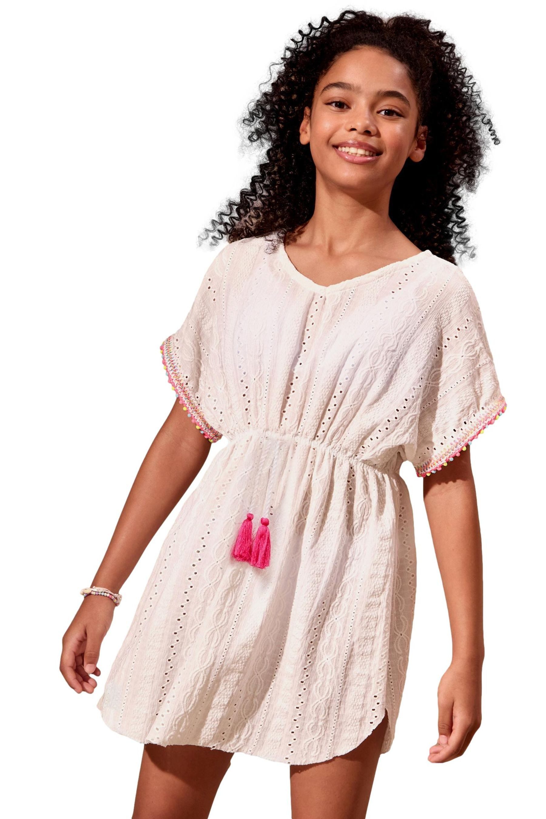 LIPSY Kaftan Lipsy Jersey-Kaftan mit Lochstickerei (1-tlg)