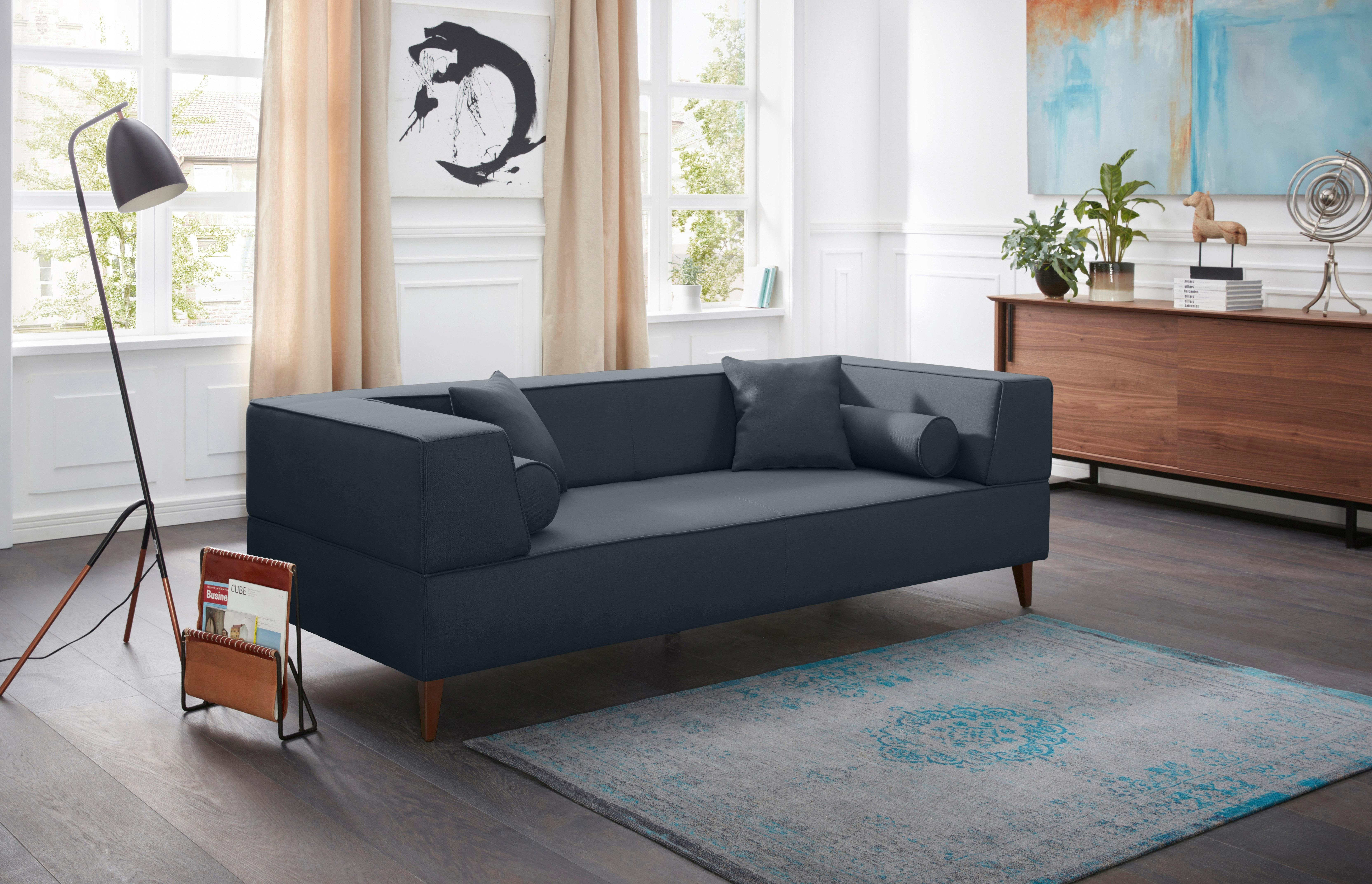 Alte Gerberei 3-Sitzer Sofa »Marten« mit breiten Lehnen, inklusive Zierkissen & Kissenrollen - Alte Gerberei
