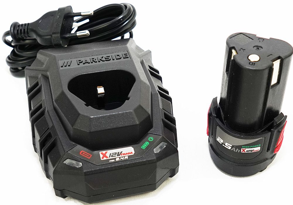 Parkside 12V 2,5Ah Akku PAPK 12 2.5 A1 + 12V 2,4A Ladegerät PLGK 12 A3 Akku-Set PAPK 12 2.5 A1 (12 V)
