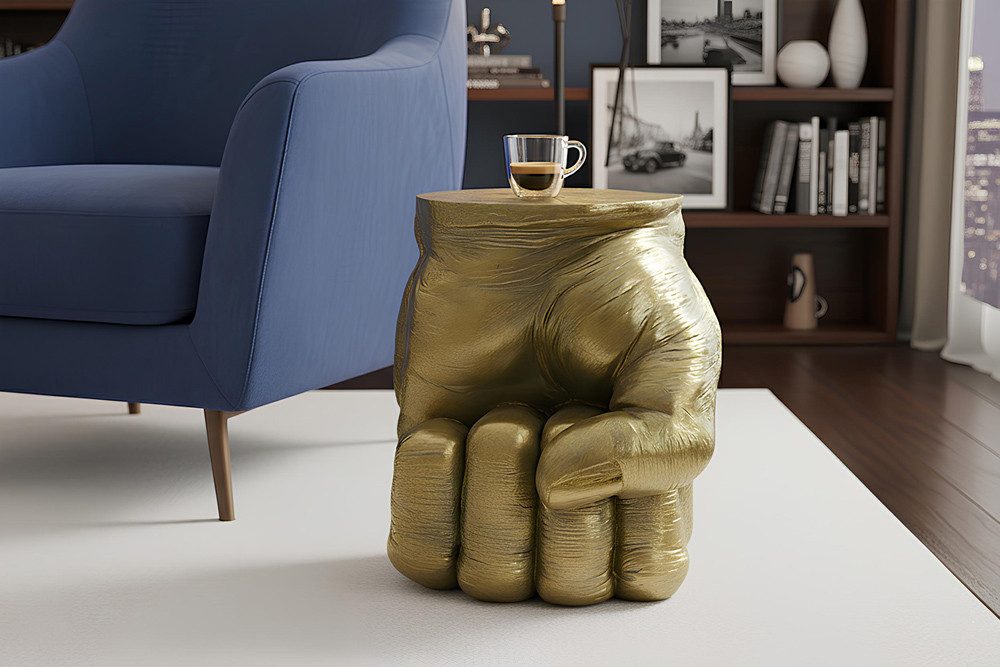 riess-ambiente Beistelltisch FIST 50cm gold - Faust, Skulptur, handgefertigt, urban, modern, rund (Einzelartikel, 1-St), Kraftvoller Ablagetisch - ideal als dekorativer Akzent im Wohnzimmer