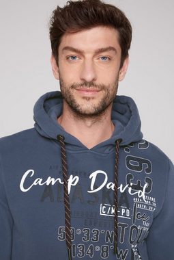 CAMP DAVID Kapuzensweatshirt mit Label-Applikationen