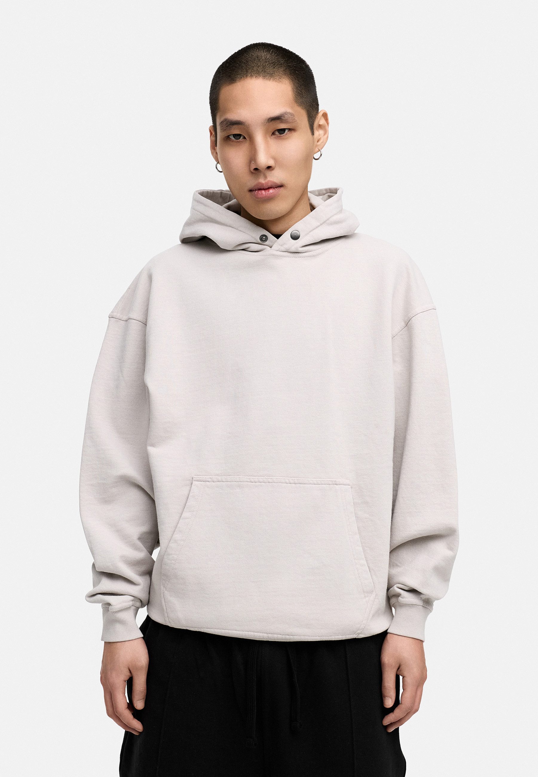 BEHYPE STUDIOS Hoodie IM OVERSIZE FIT günstig online kaufen