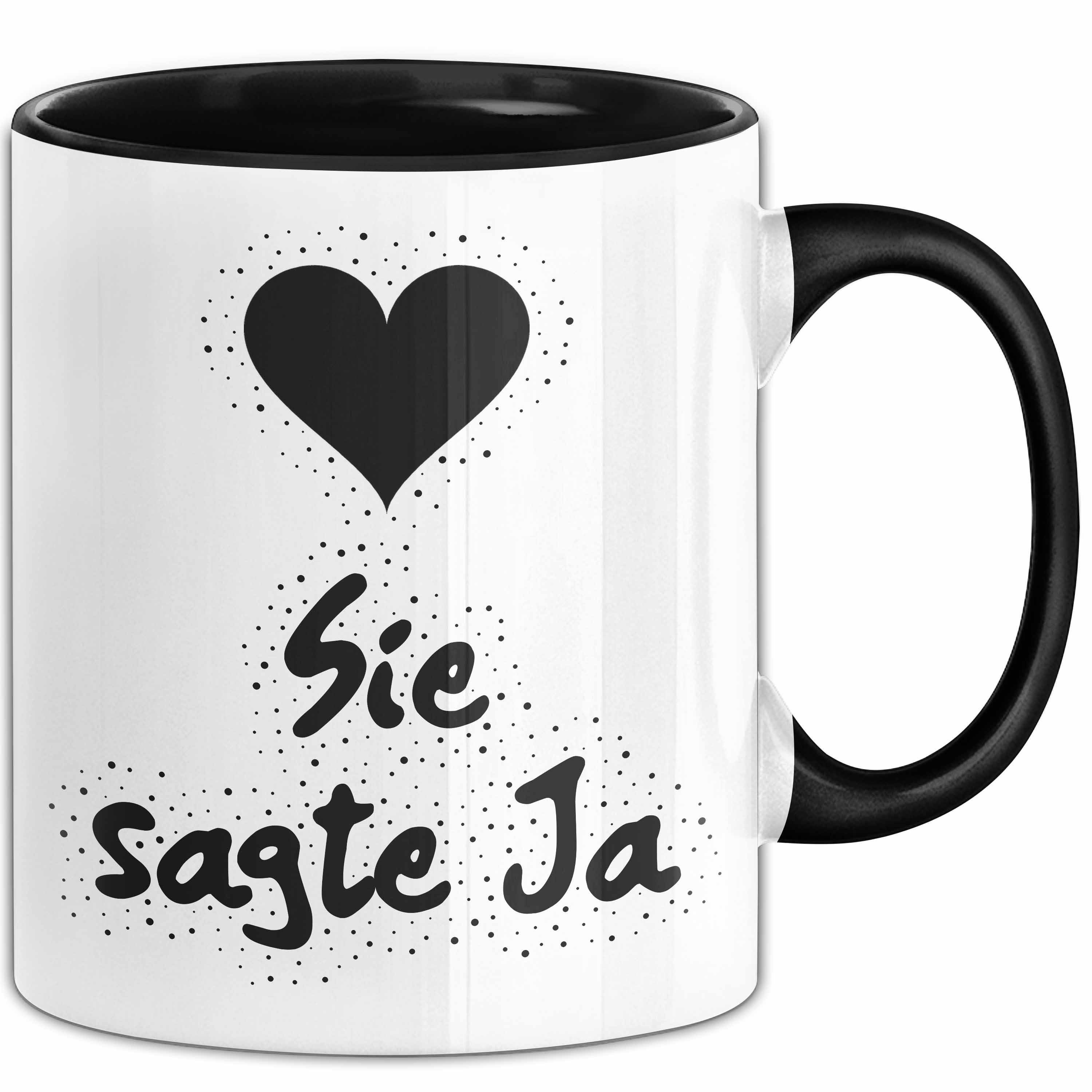 Trendation Tasse Sie sagte Ja Tasse mit Spruch Geschenk Brautpaar, Keramik