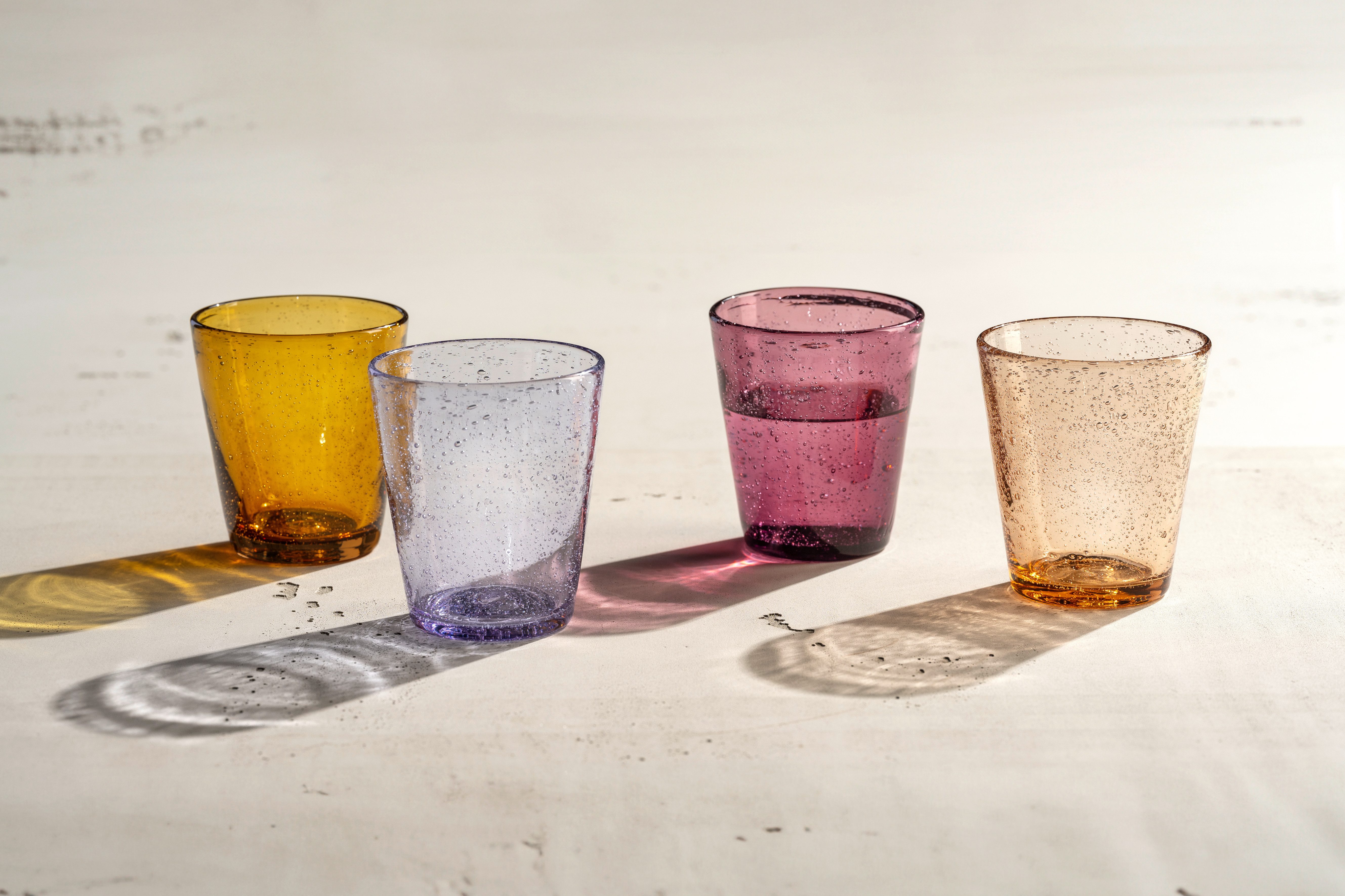 LEONARDO Gläser-Set Trinkglas BURANO, 330 ml, 4er-Set, 4-tlg., Glas, aus mundgeblasenem Schaumglas