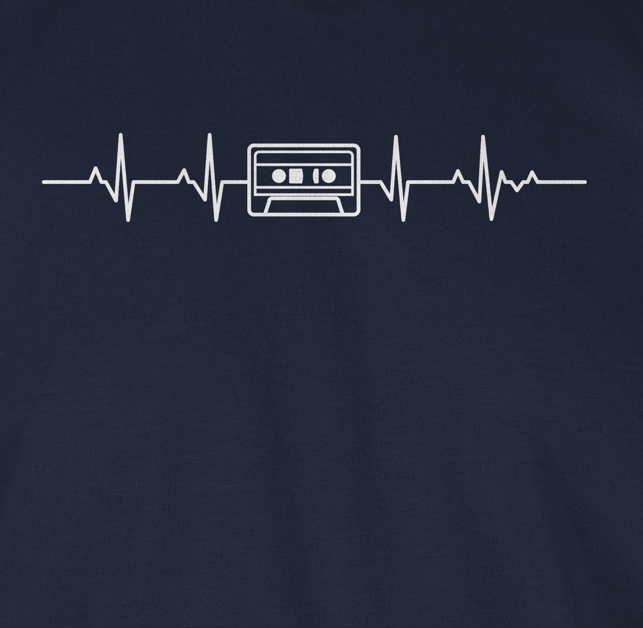 03 Navy Outfit Kassette Shirtracer Blau T-Shirt und Herzschlag Zeichen Symbol