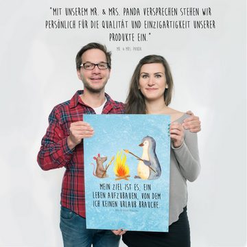 Mr. & Mrs. Panda Poster DIN A2 Pinguin Lagerfeuer - Eisblau - Geschenk, Designposter, Küchenp, Pinguin Lagerfeuer (1 St)