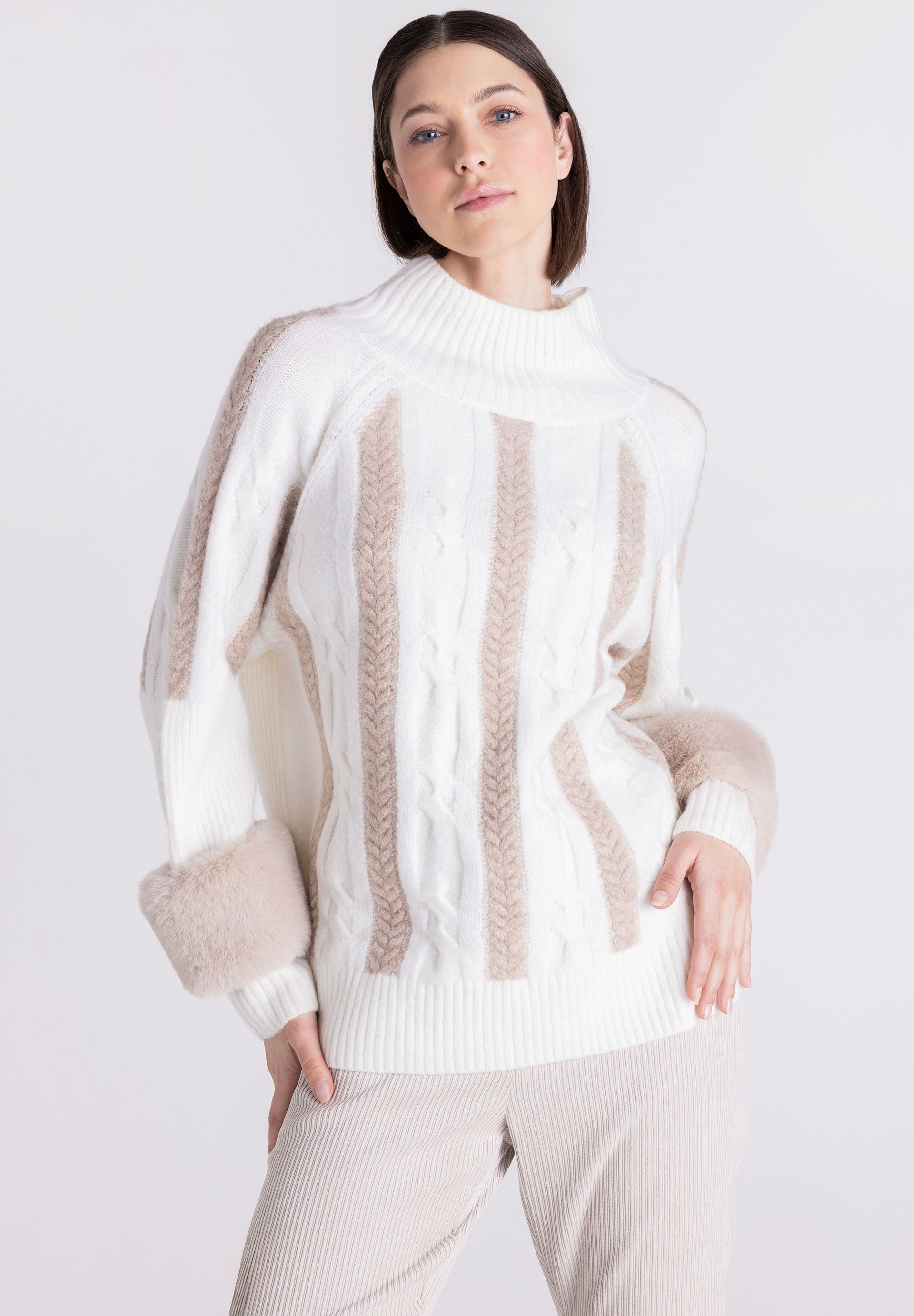 TUZZI Strickpullover mit abnehmbaren Fellstulpen