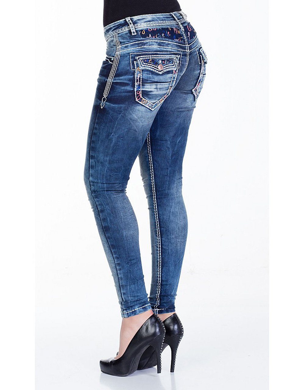 veredelt & Cipo Baxx aufwendig Slim-fit-Jeans WD243