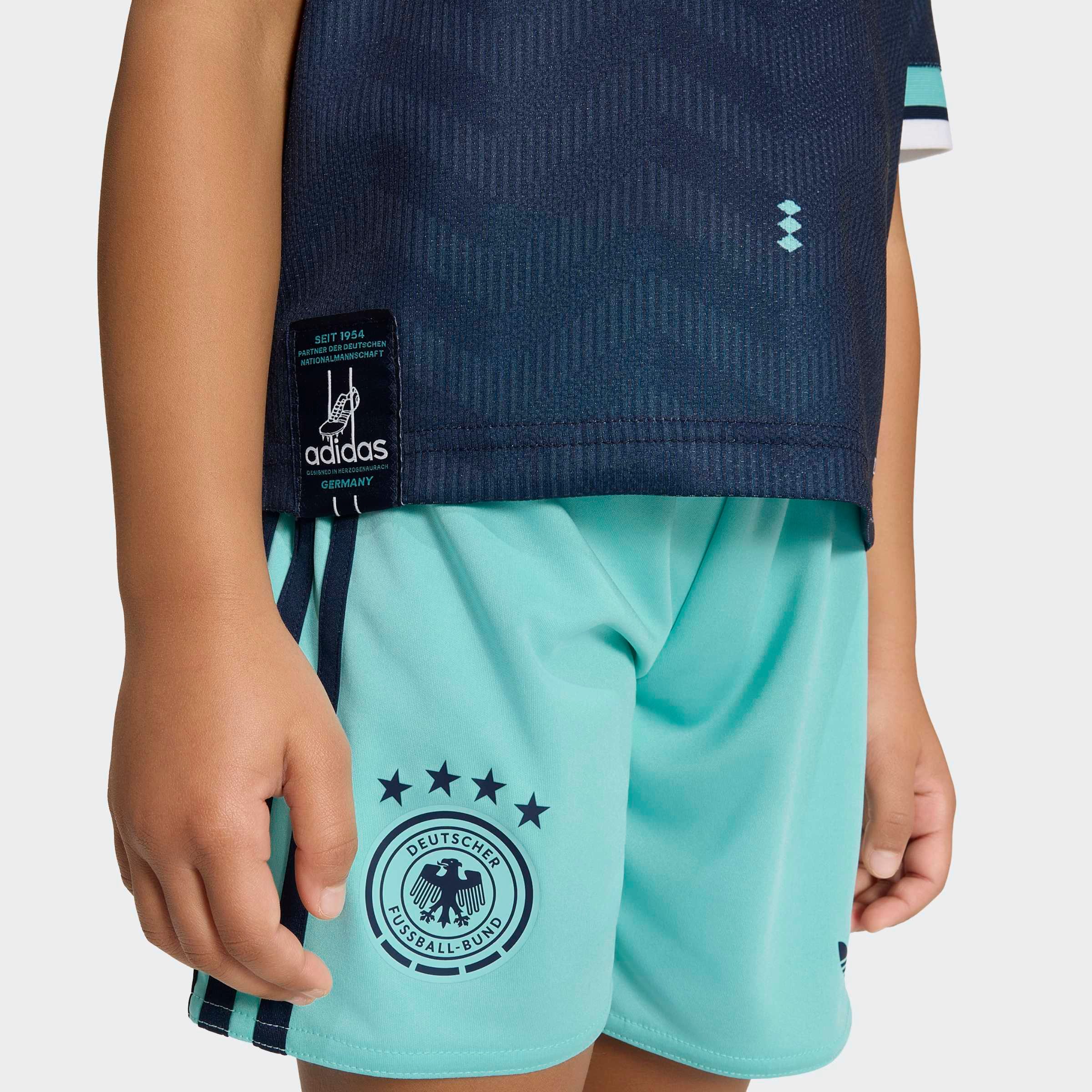 adidas Performance T-Shirt & Shorts DFB A MINI