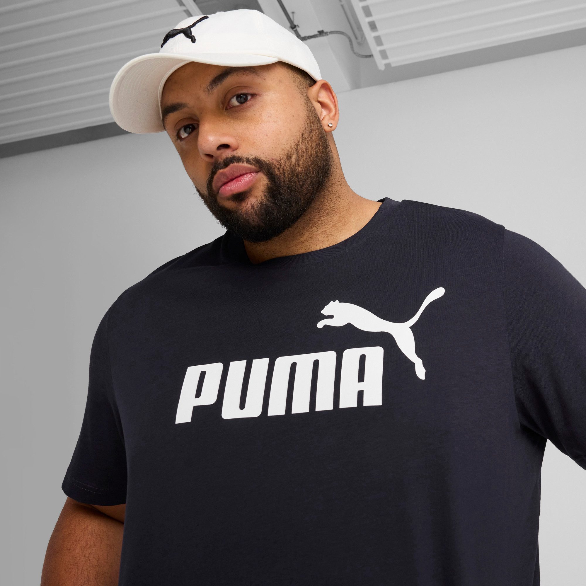 PUMA T-Shirt ESS NO. 1 LOGO TEE sportlicher Stil, Kurzarm, Rundhalsausschnitt