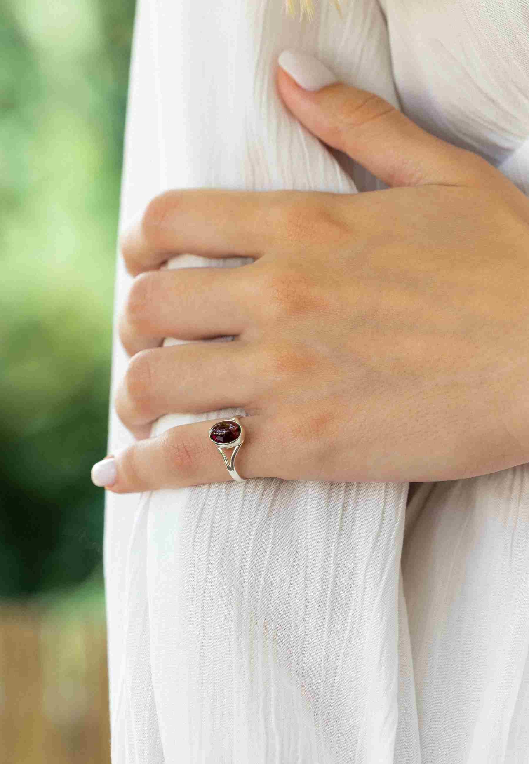 mantraroma Silberring HARDIN aus 925 Silber mit Granat (Ring mit Schmuckbeu günstig online kaufen