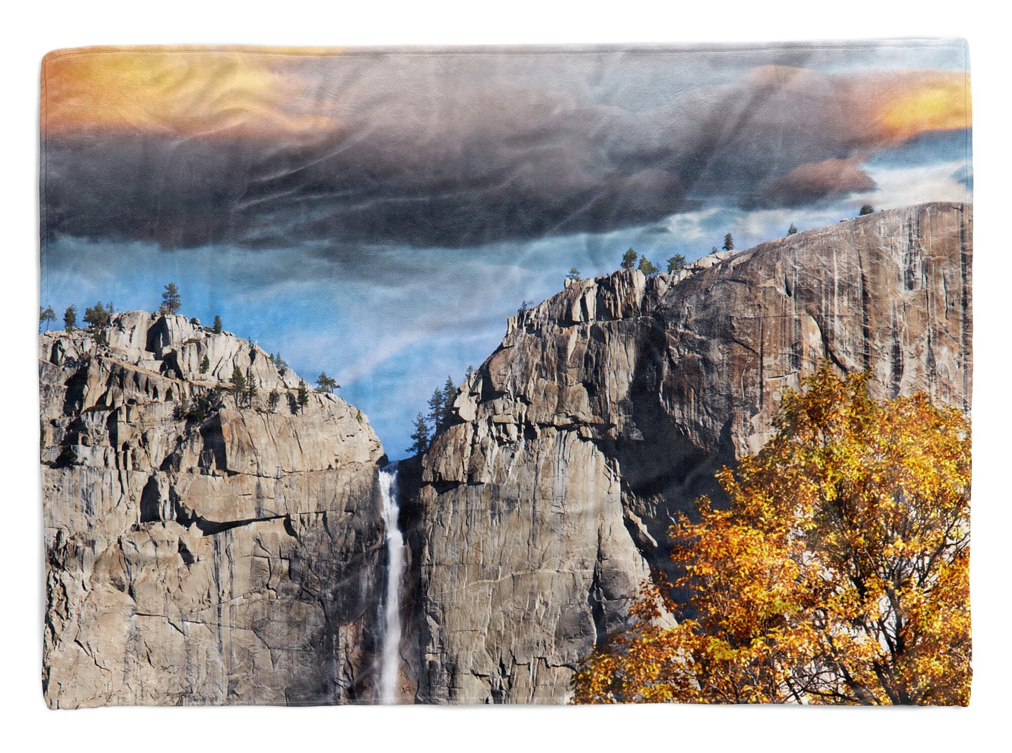 Sinus Art Handtücher Handtuch Strandhandtuch Saunatuch Kuscheldecke mit Fotomotiv Berge Klippen Wasserfall, Baumwolle-Polyester-Mix (1-St), Handtuch