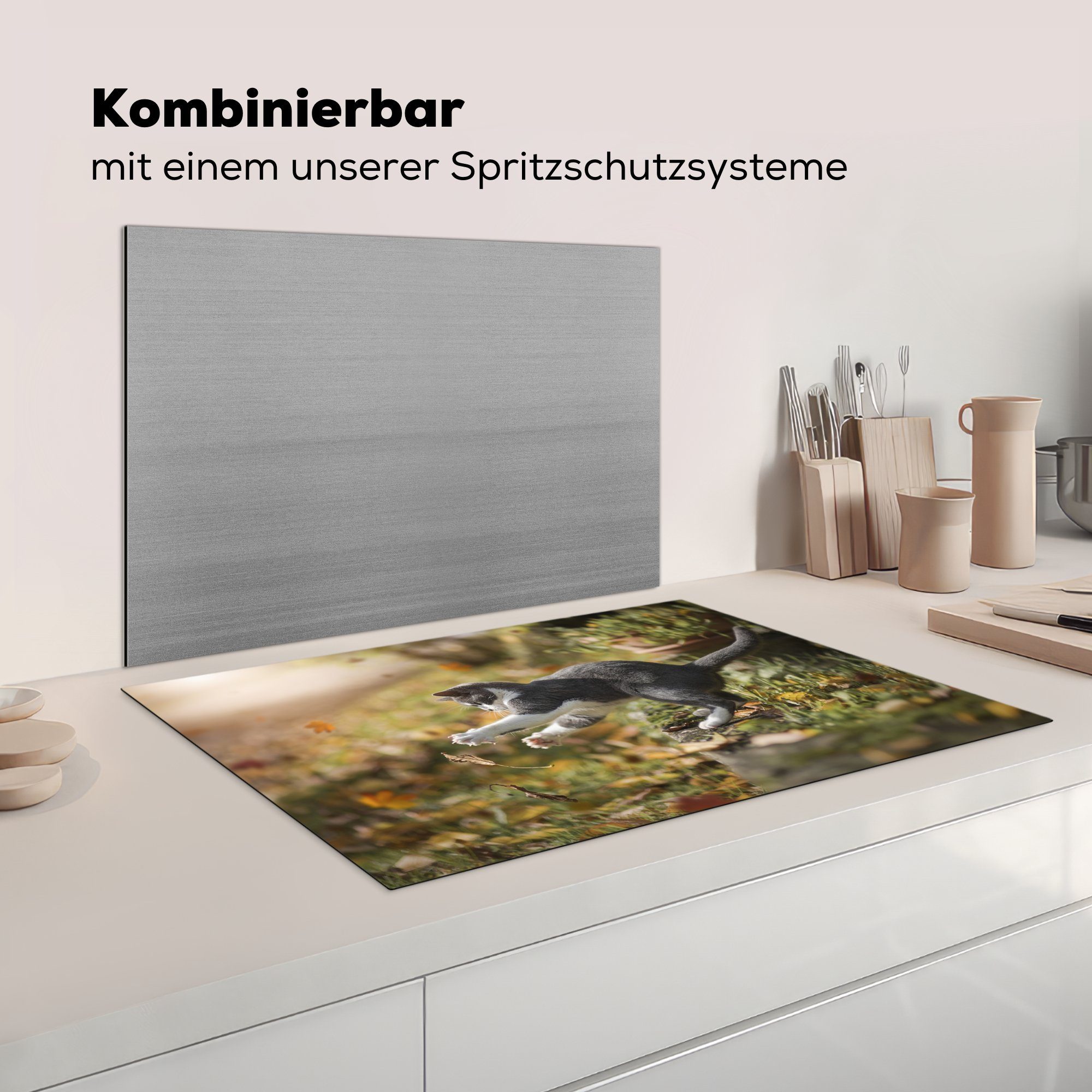 - für tlg), küche, cm, Katze - Schutz MuchoWow Vinyl, Ceranfeldabdeckung Herbst, (1 Herdblende-/Abdeckplatte die 81x52 Induktionskochfeld Laub