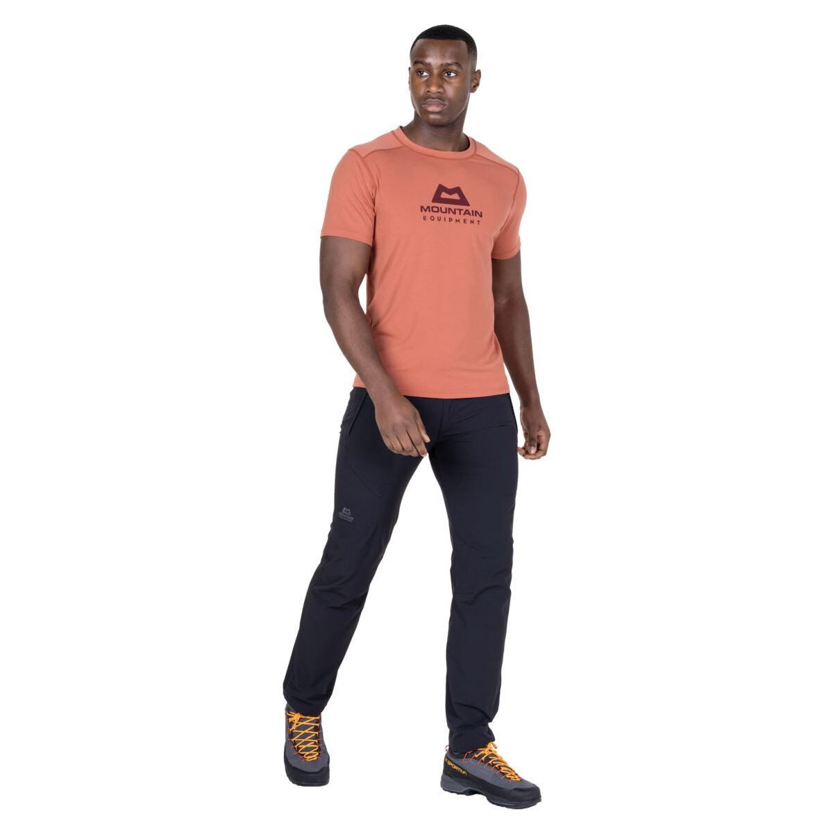 Mountain Equipment Kurzarmshirt Headpoint Emblem Mens Tee Perfektes Feuchtigkeitsmanagement und Geruchskontrolle für