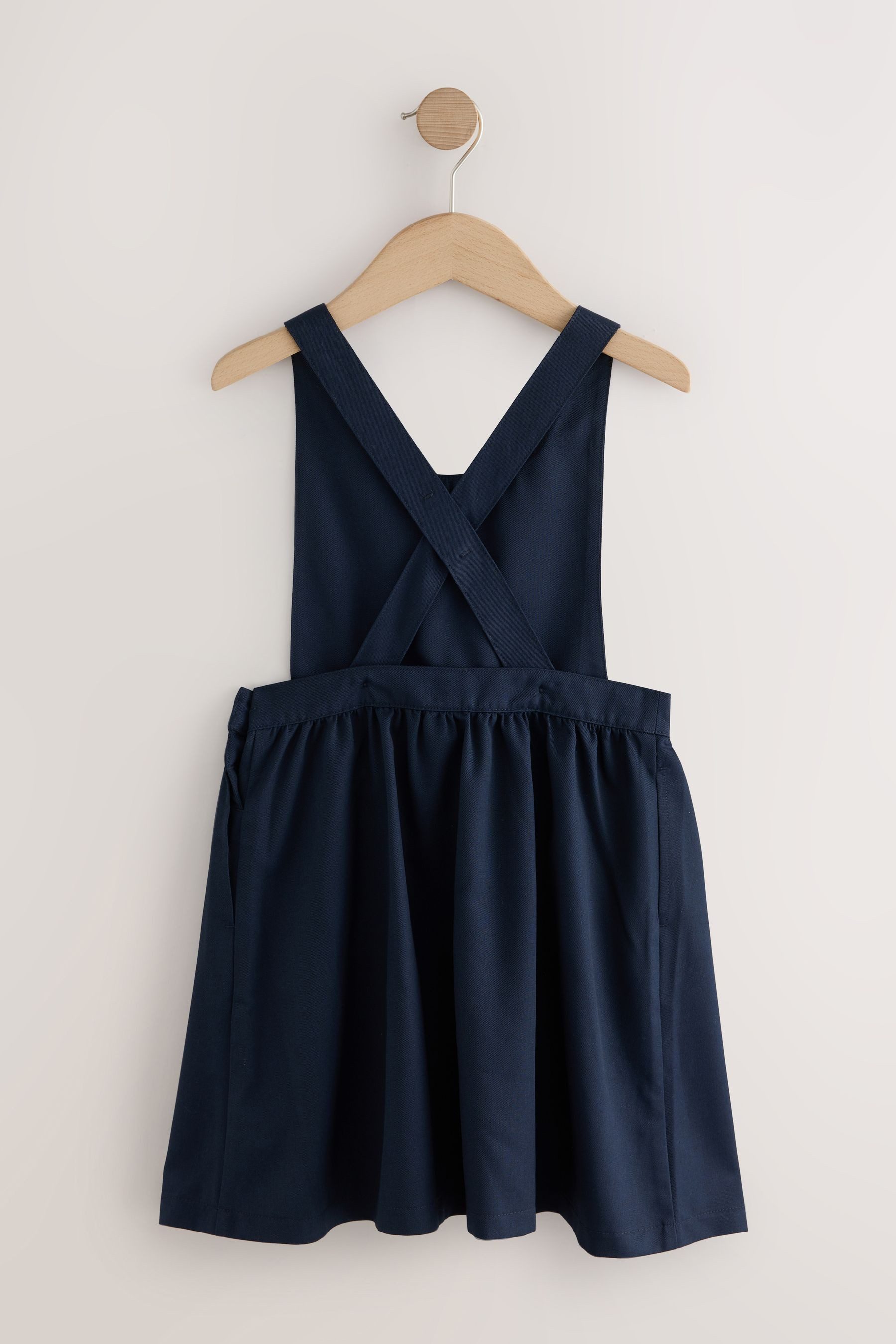 Next Latzkleid Latzkleid mit Schleife an der Taille (1-tlg)