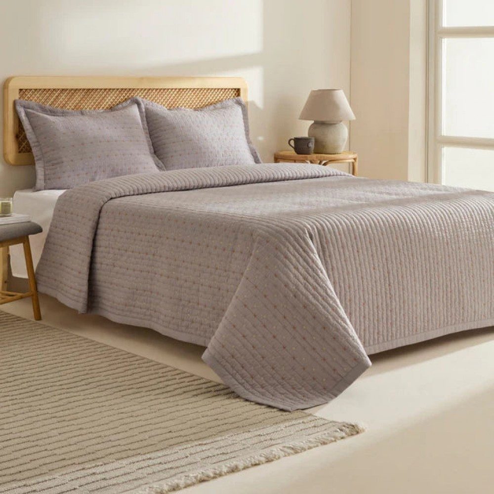 Karaca Tagesdecke Margot Bettüberwurf Set Grau 230x240cm + 2(50x70) cm günstig online kaufen