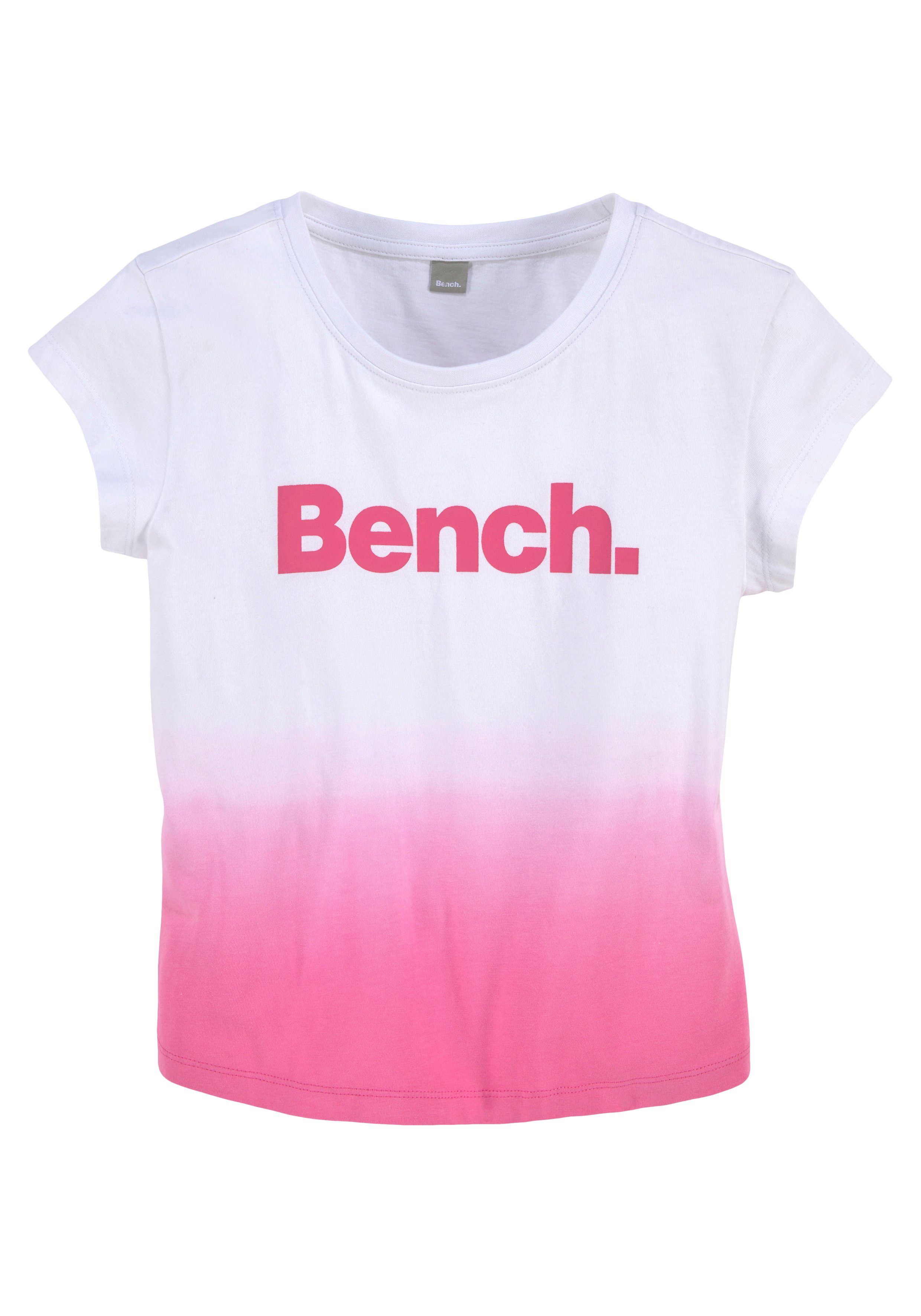 Bench. T-Shirt Farbverlauf grade Form kurze