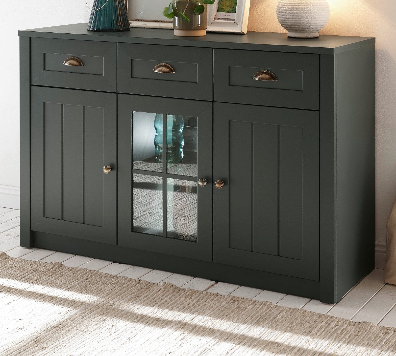 Furn.Design Kommode Forres (Sideborad in Landhaus Grün, 130 x 86 cm), 3-türig mit 3 Schubkästen