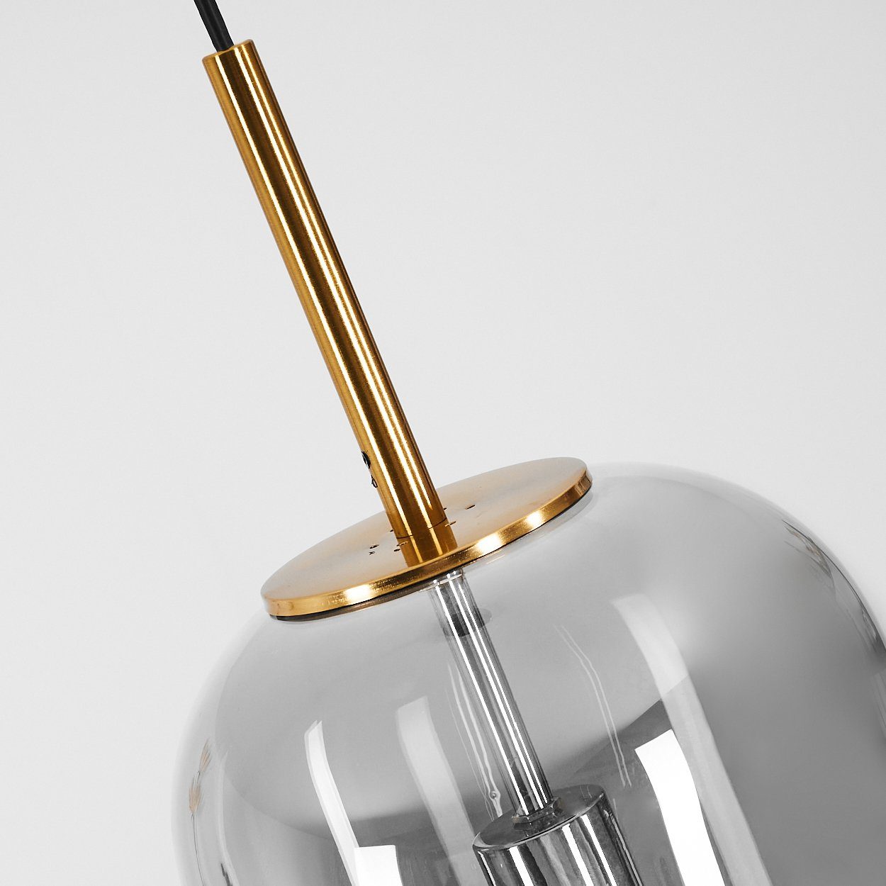 hofstein Hängeleuchte »Ambrogio« moderne Deckenlampe aus Metall/Glas in Messing/Rauchfarben, ohne Leuchtmittel, Pendelleuchte mit Glasschirm Ø22cm, 1xE27, Höhe max. 120cm. € 104,99