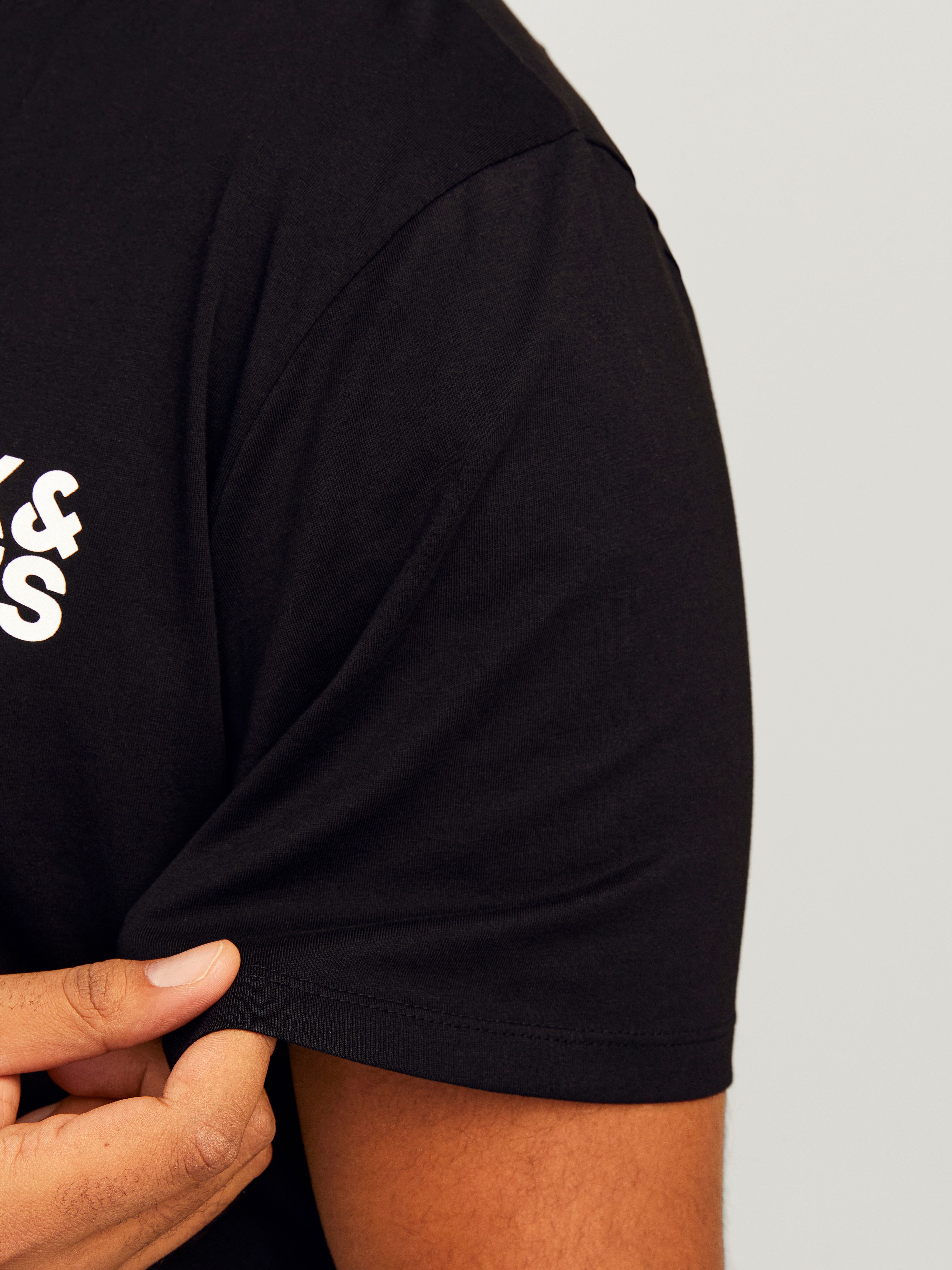 Jack & Jones PlusSize Rundhalsshirt JJECORP LOGO TEE SS O-NECK NOOS PLS Baumwolle, regular fit