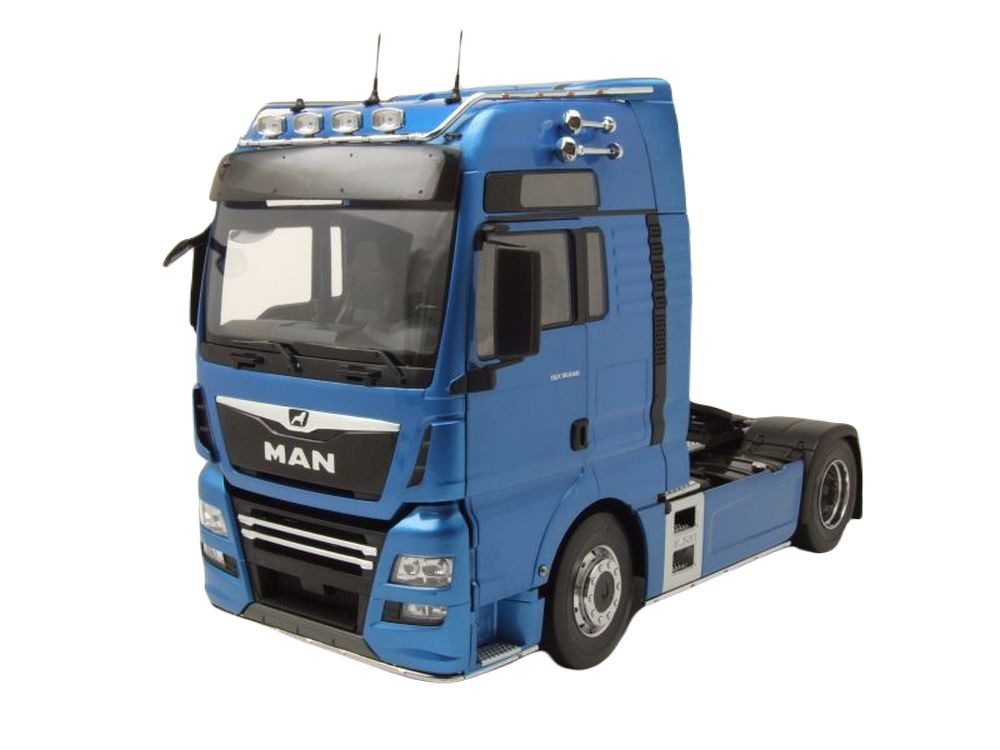 Premium ClassiXXs Modellauto MAN TGX XXL Zugmaschine 2018 blau metallic, Maßstab 1:18