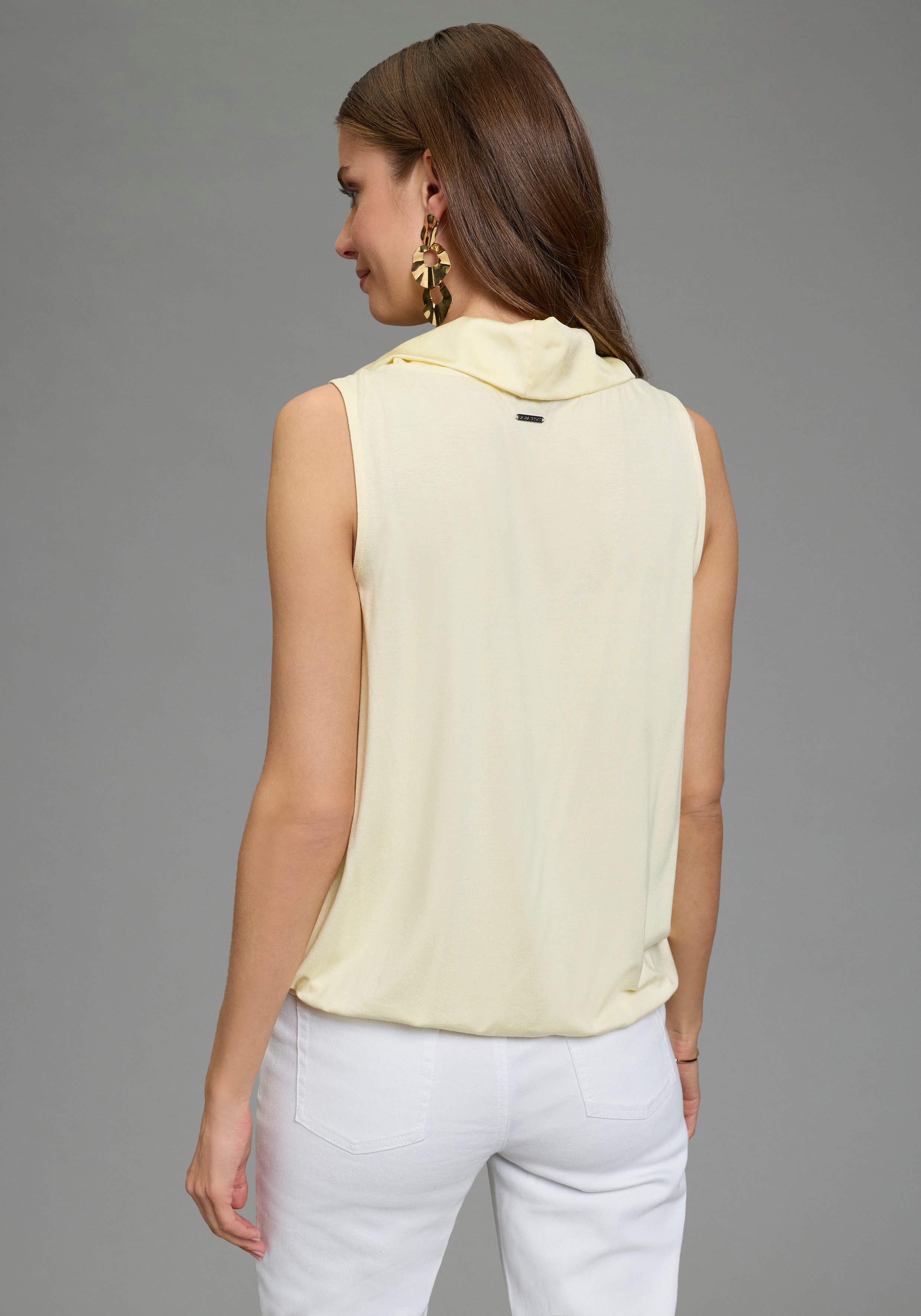 Laura Scott Blusentop für feminine Anlässe, mit Stehkragen, lässig geschnitten, unifarben. € 34,99, (€ 34,99 pro 1 Stk).